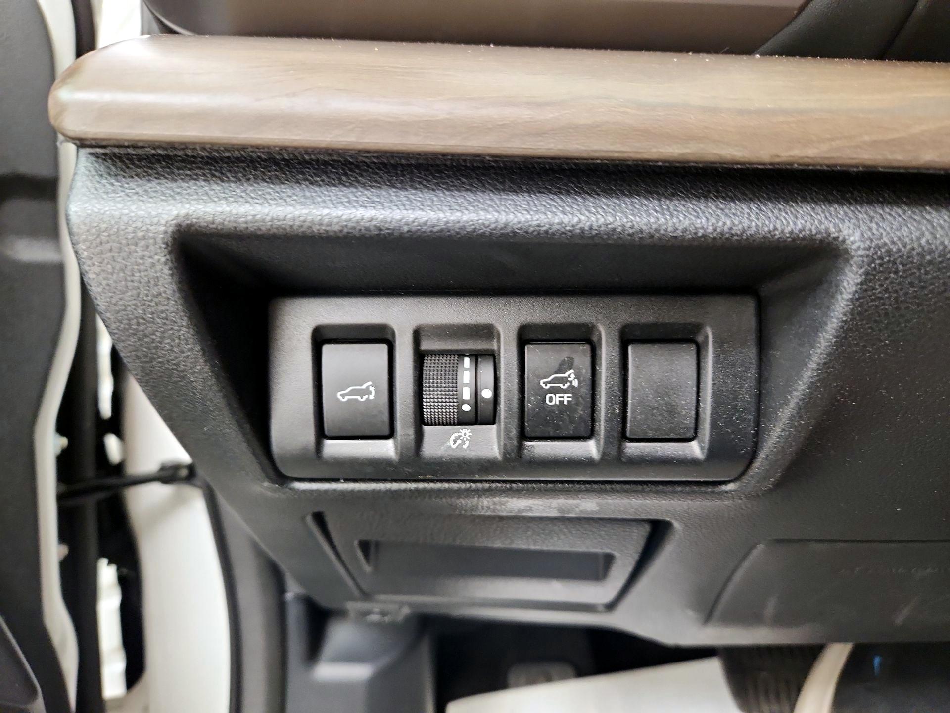 Thumbnail: 2023 Subaru Outback - 11