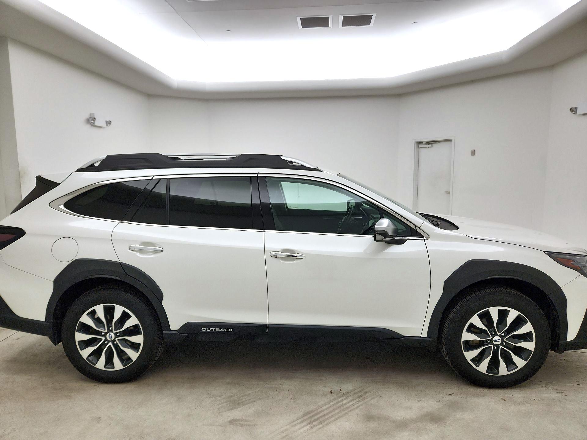Thumbnail: 2023 Subaru Outback - 4