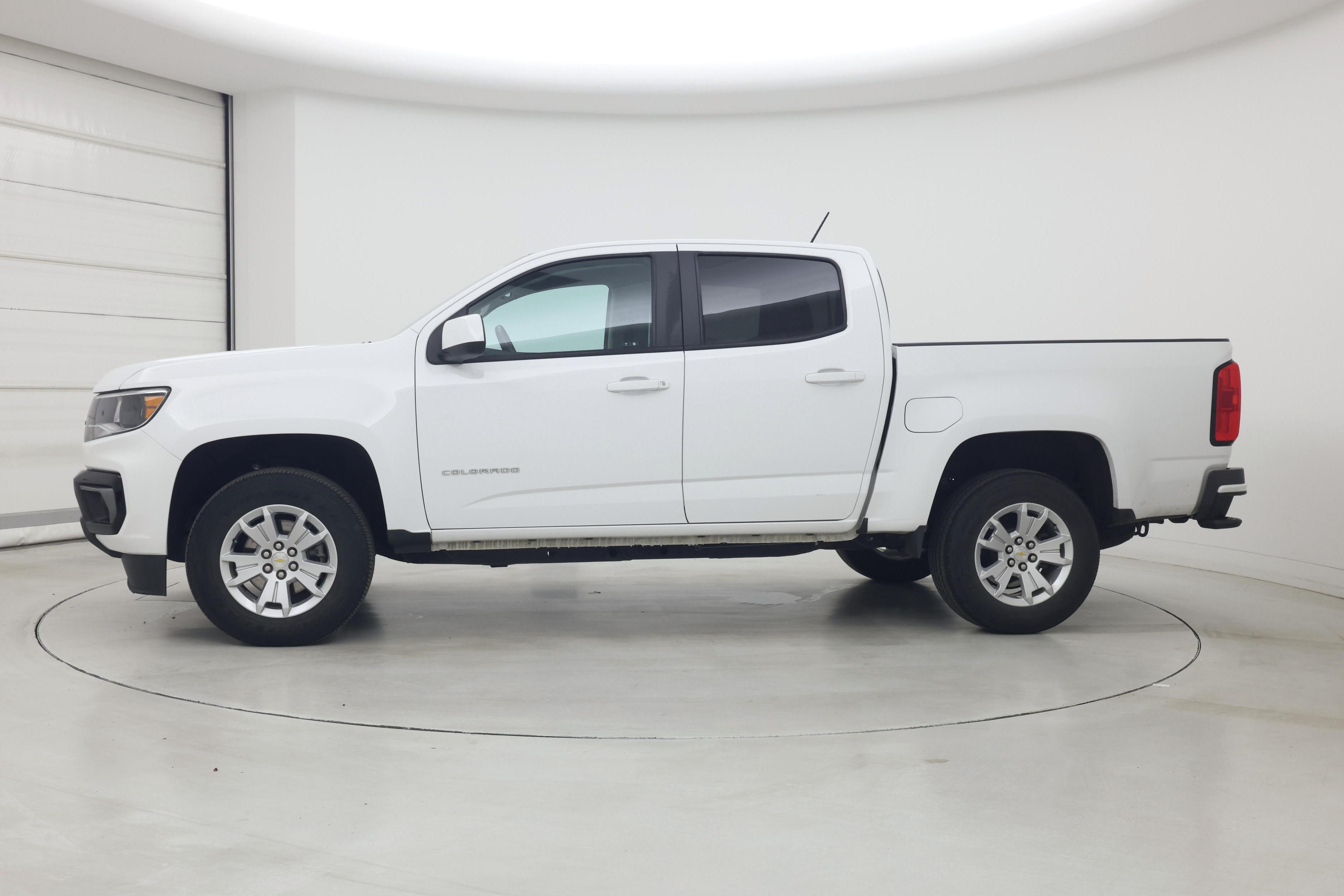 Thumbnail: 2022 Chevrolet Colorado - 3