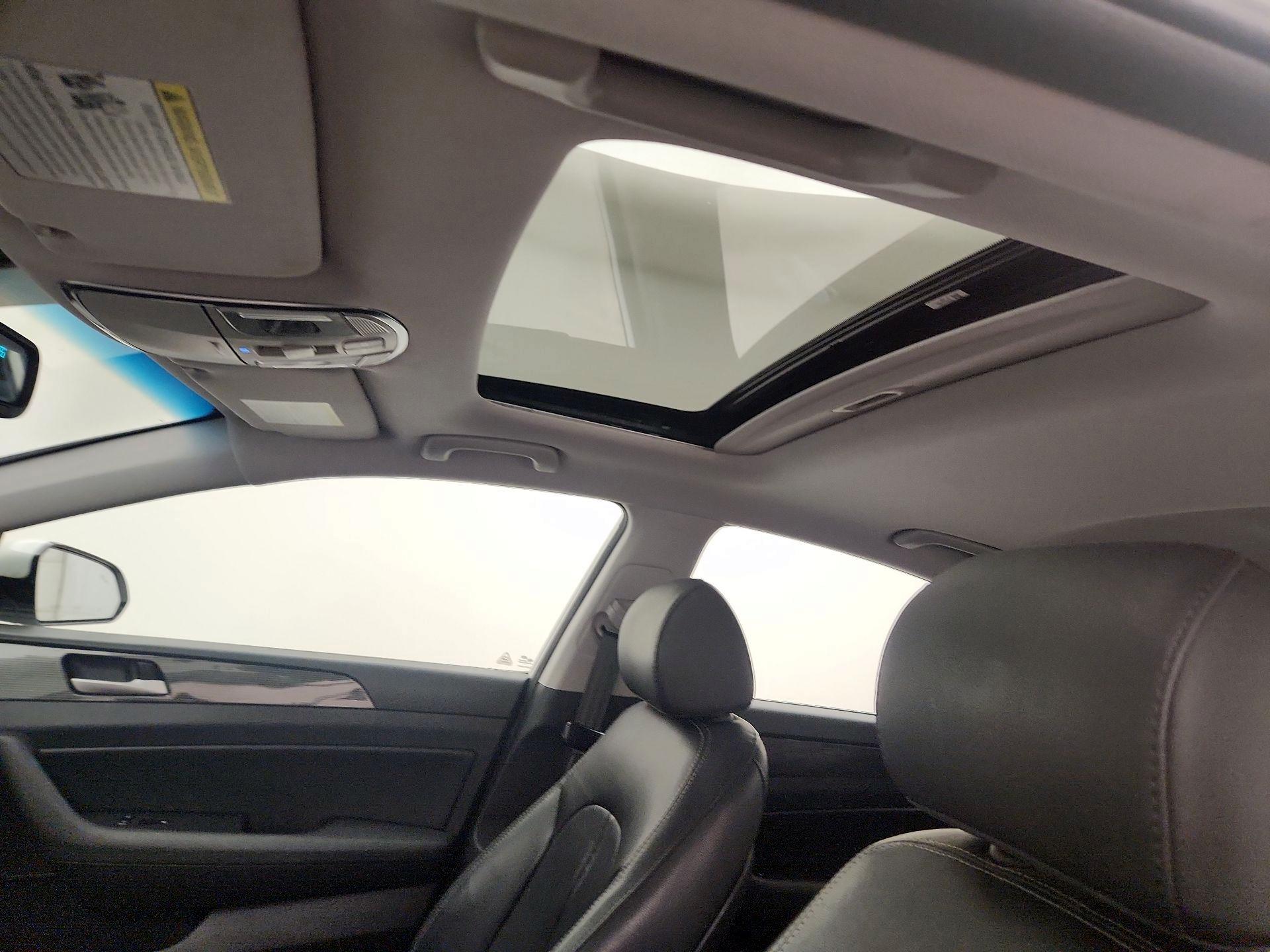 Thumbnail: 2018 Hyundai Sonata - 17