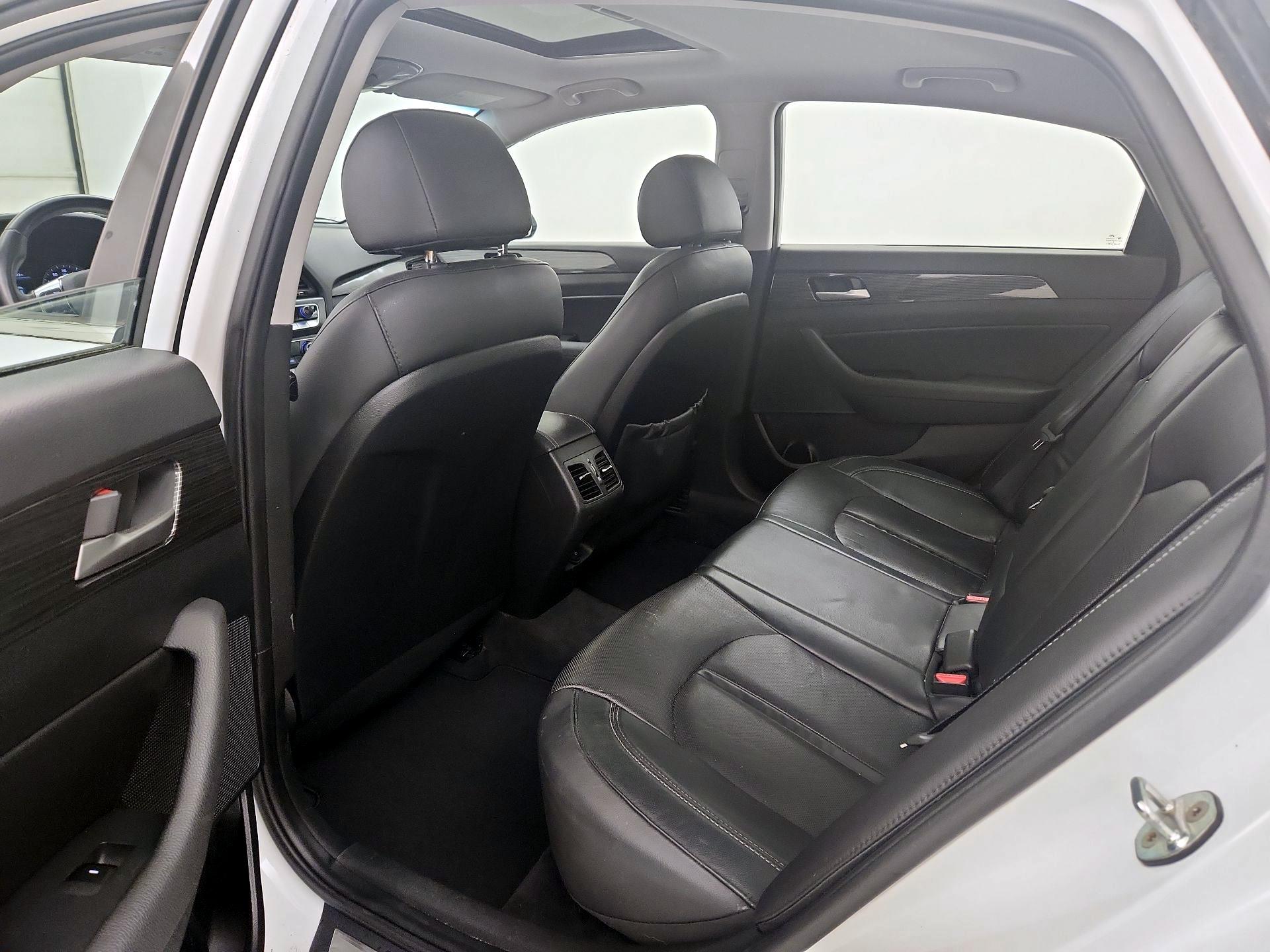 Thumbnail: 2018 Hyundai Sonata - 18