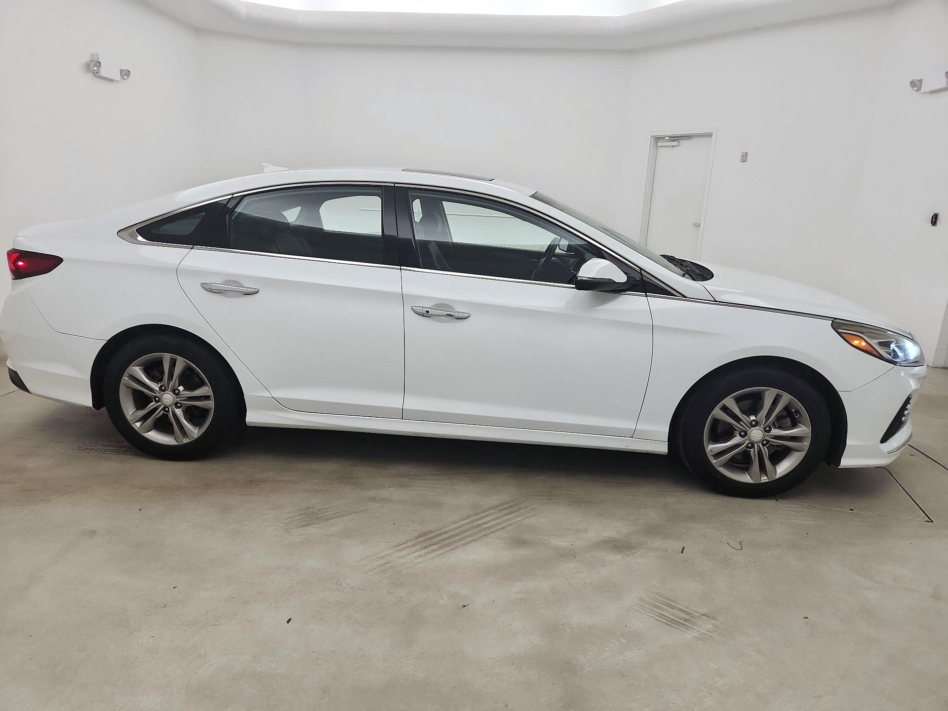 Thumbnail: 2018 Hyundai Sonata - 4