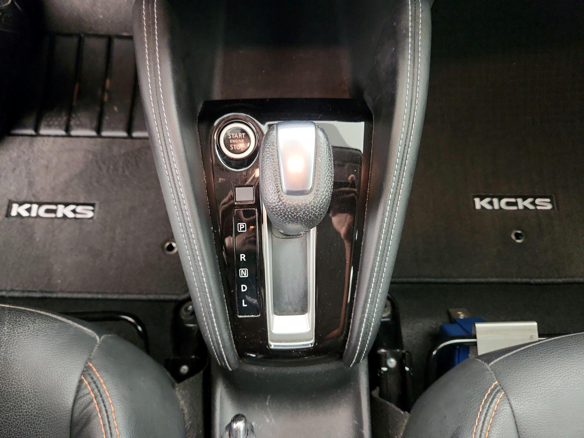 Thumbnail: 2020 Nissan Kicks - 17