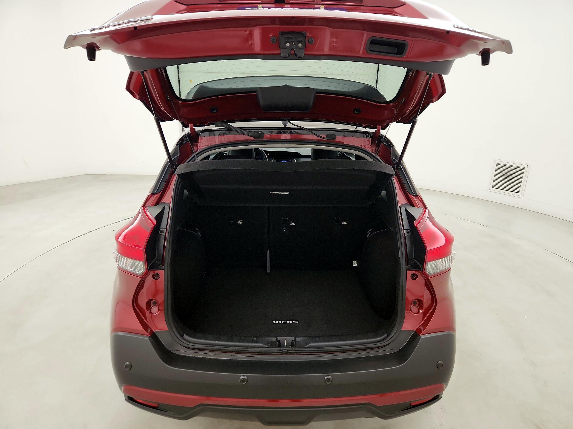 Thumbnail: 2020 Nissan Kicks - 20