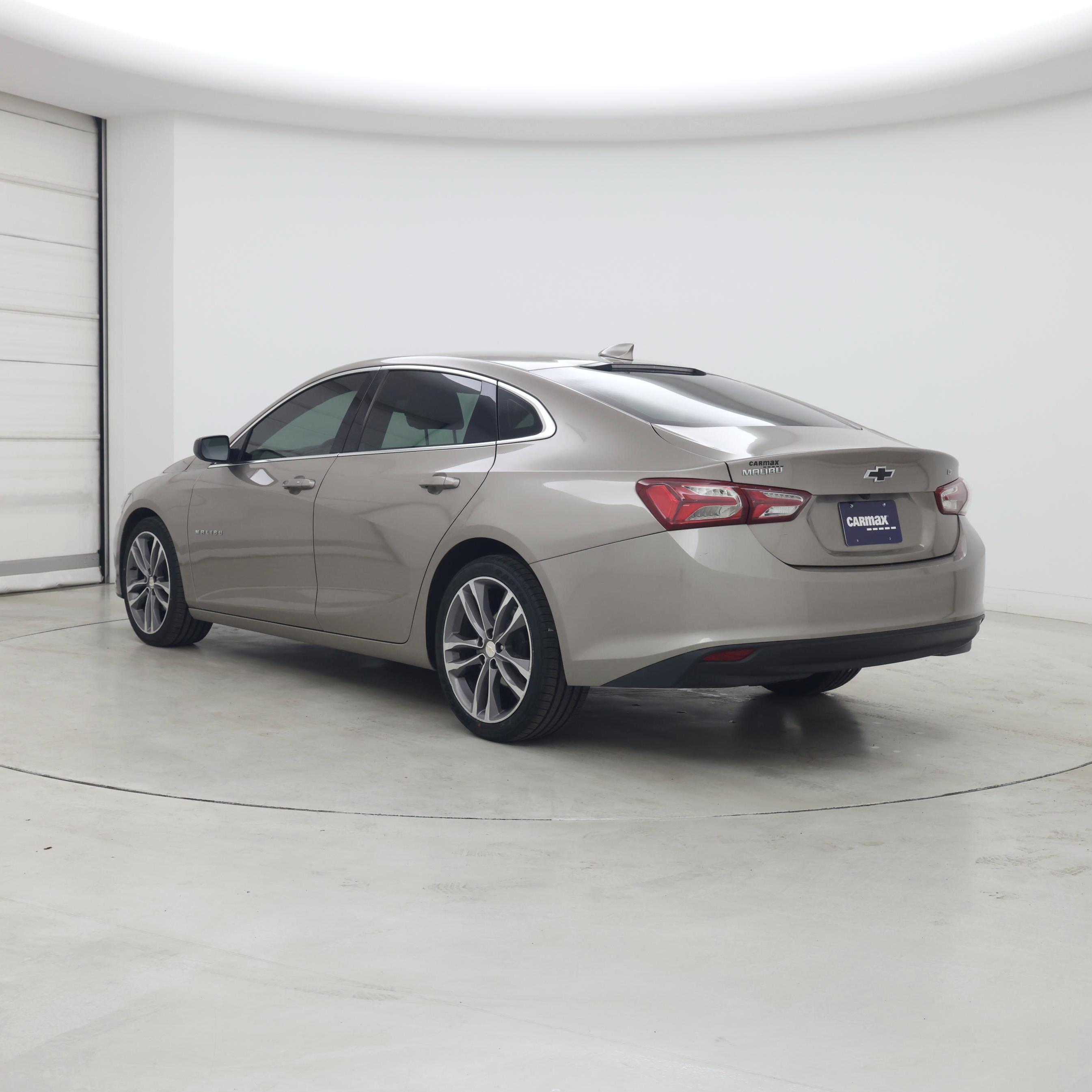 Thumbnail: 2022 Chevrolet Malibu - 2