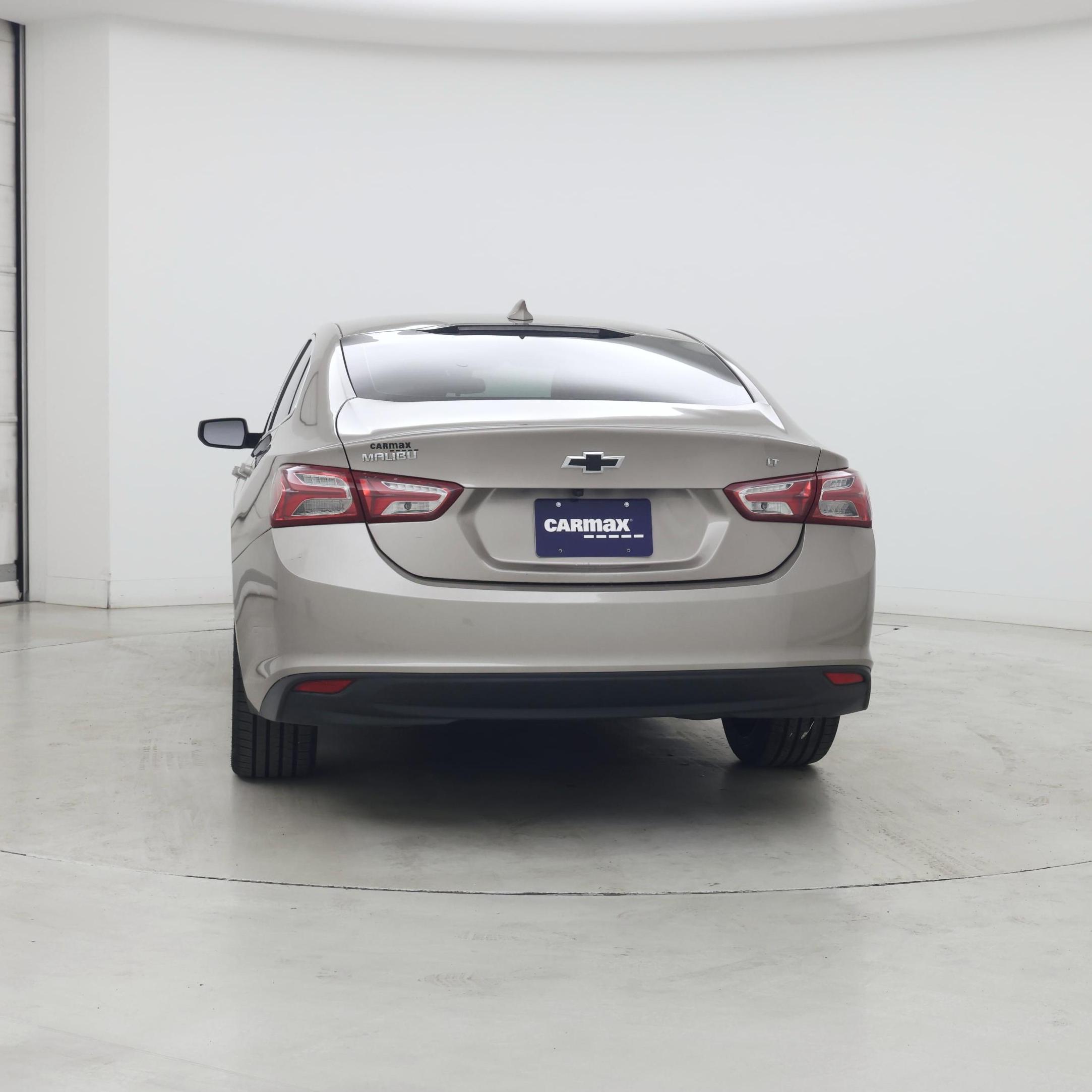 Thumbnail: 2022 Chevrolet Malibu - 6