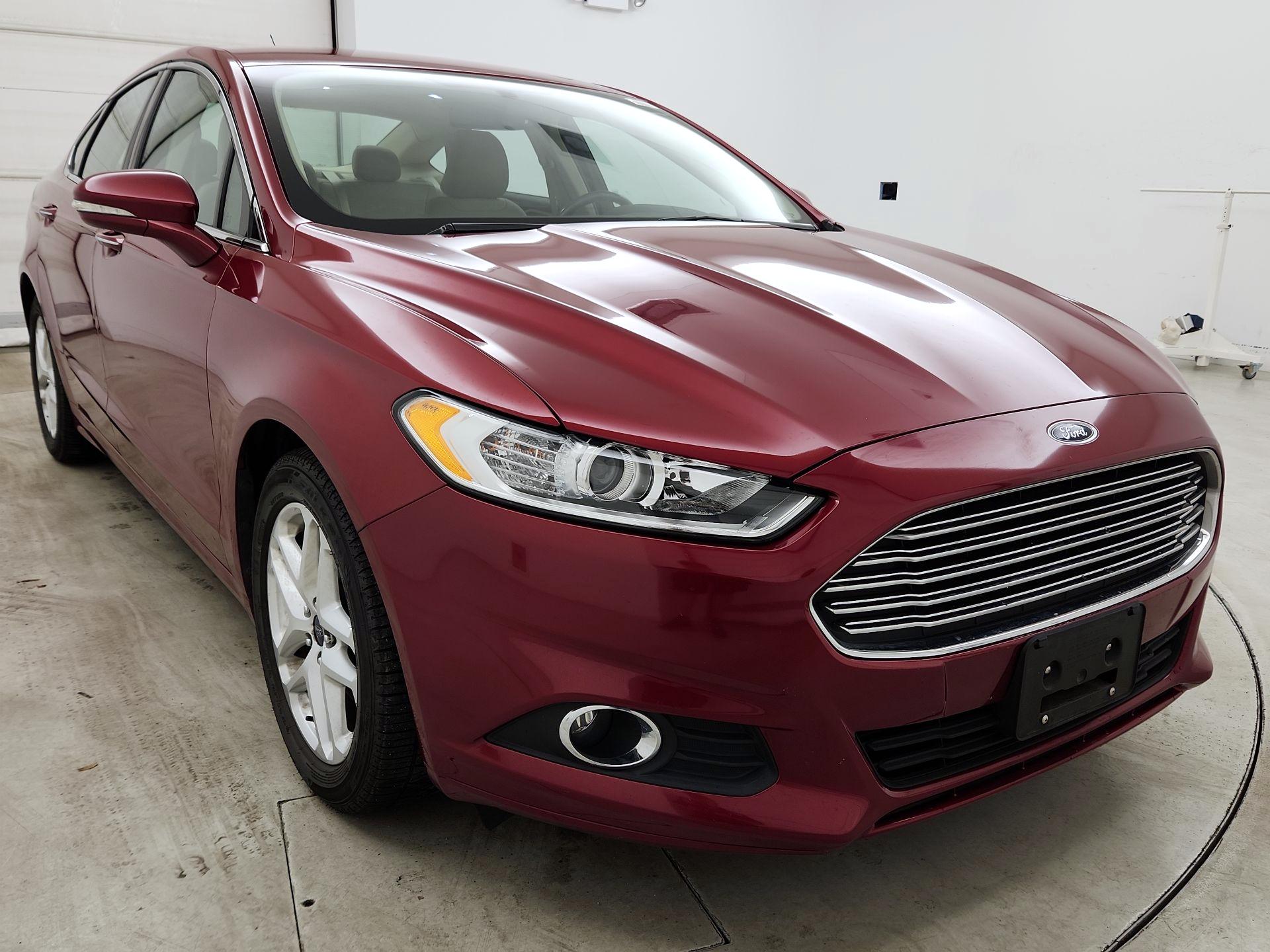 Thumbnail: 2016 Ford Fusion - 1