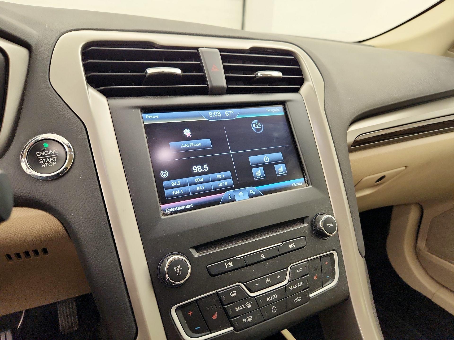 Thumbnail: 2016 Ford Fusion - 13