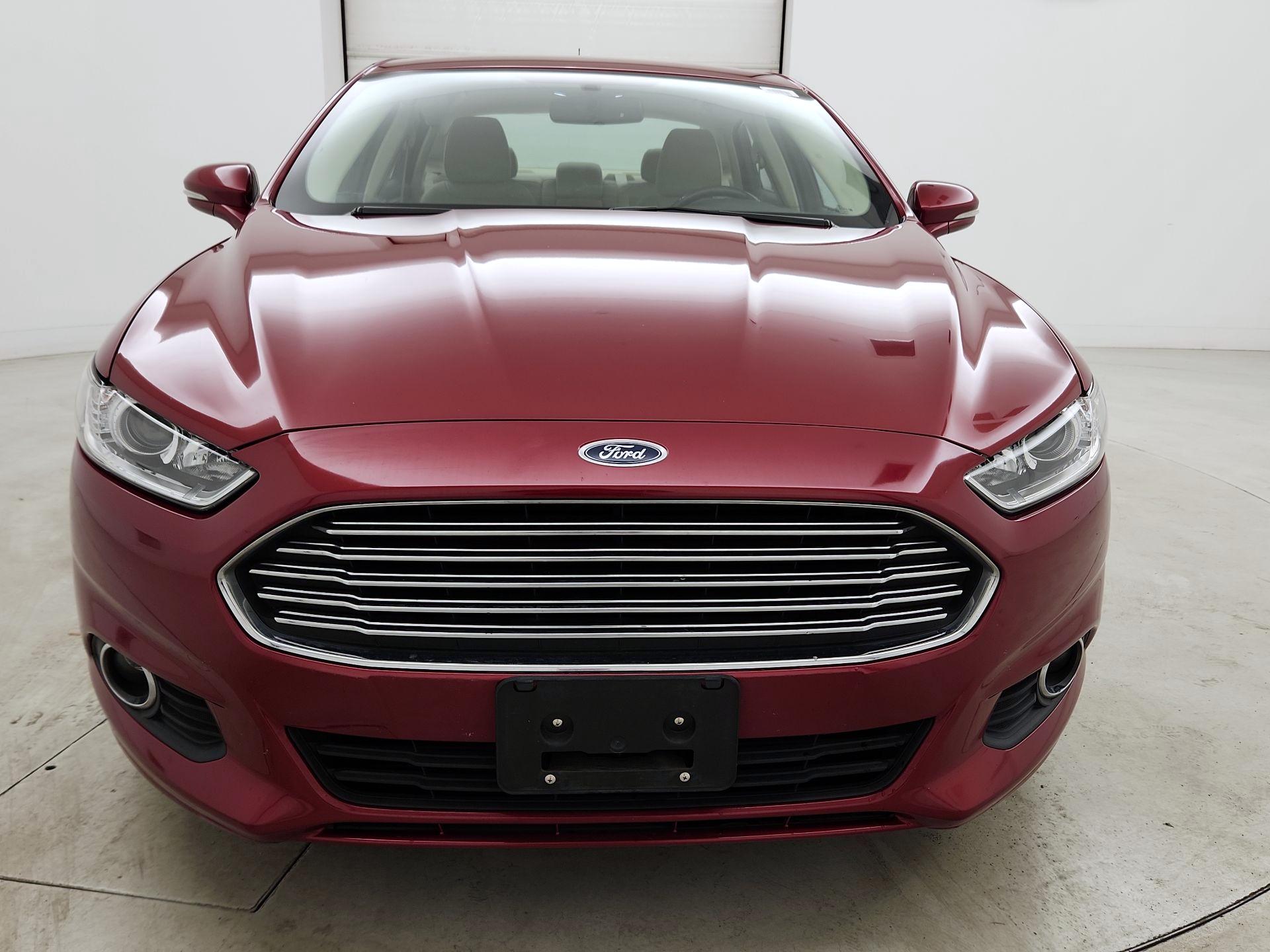 Thumbnail: 2016 Ford Fusion - 2