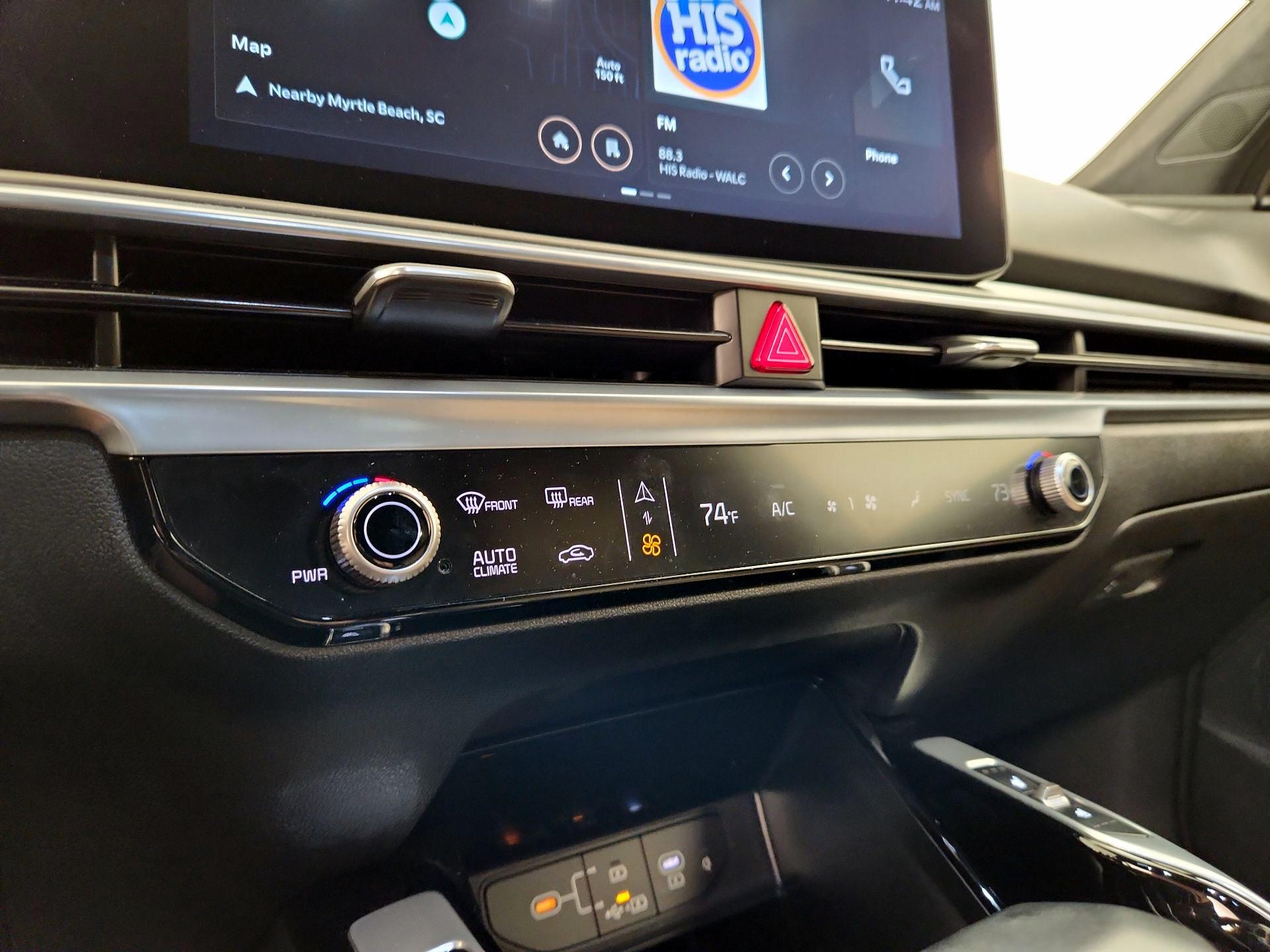 Thumbnail: 2024 Kia Sorento - 15