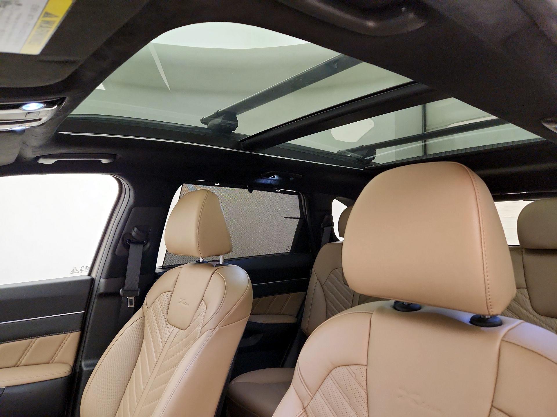 Thumbnail: 2024 Kia Sorento - 18