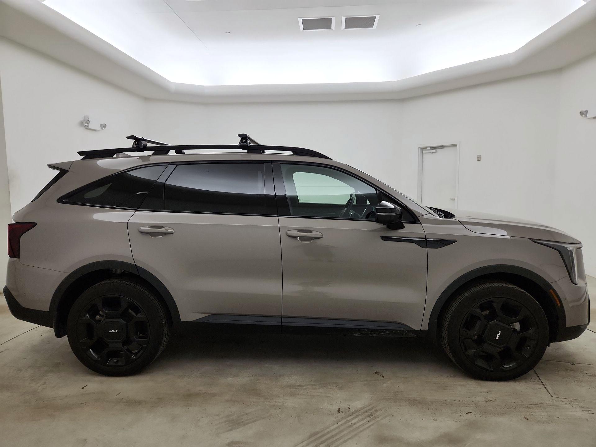 Thumbnail: 2024 Kia Sorento - 4