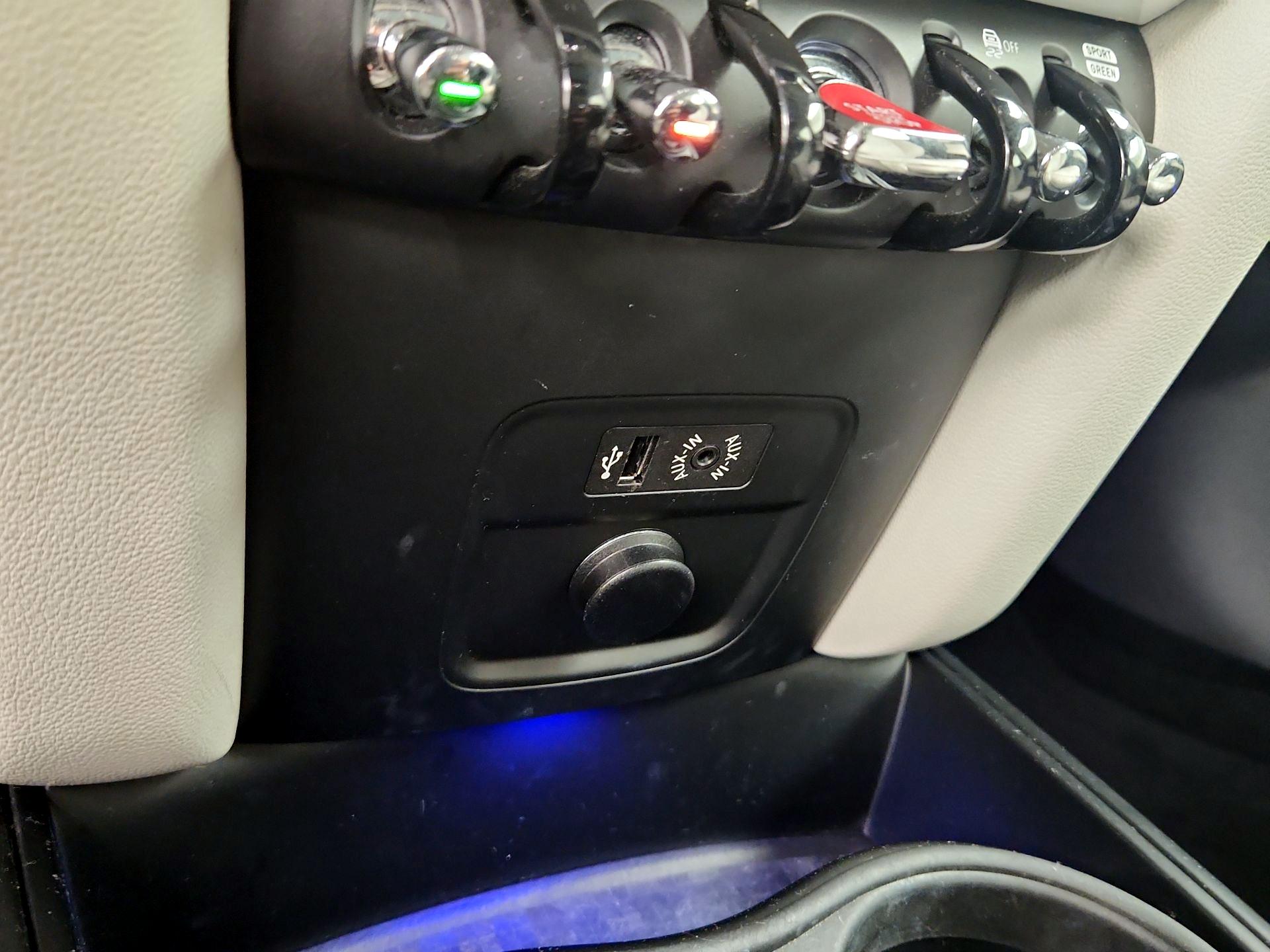 Thumbnail: 2018 MINI Cooper Countryman - 19