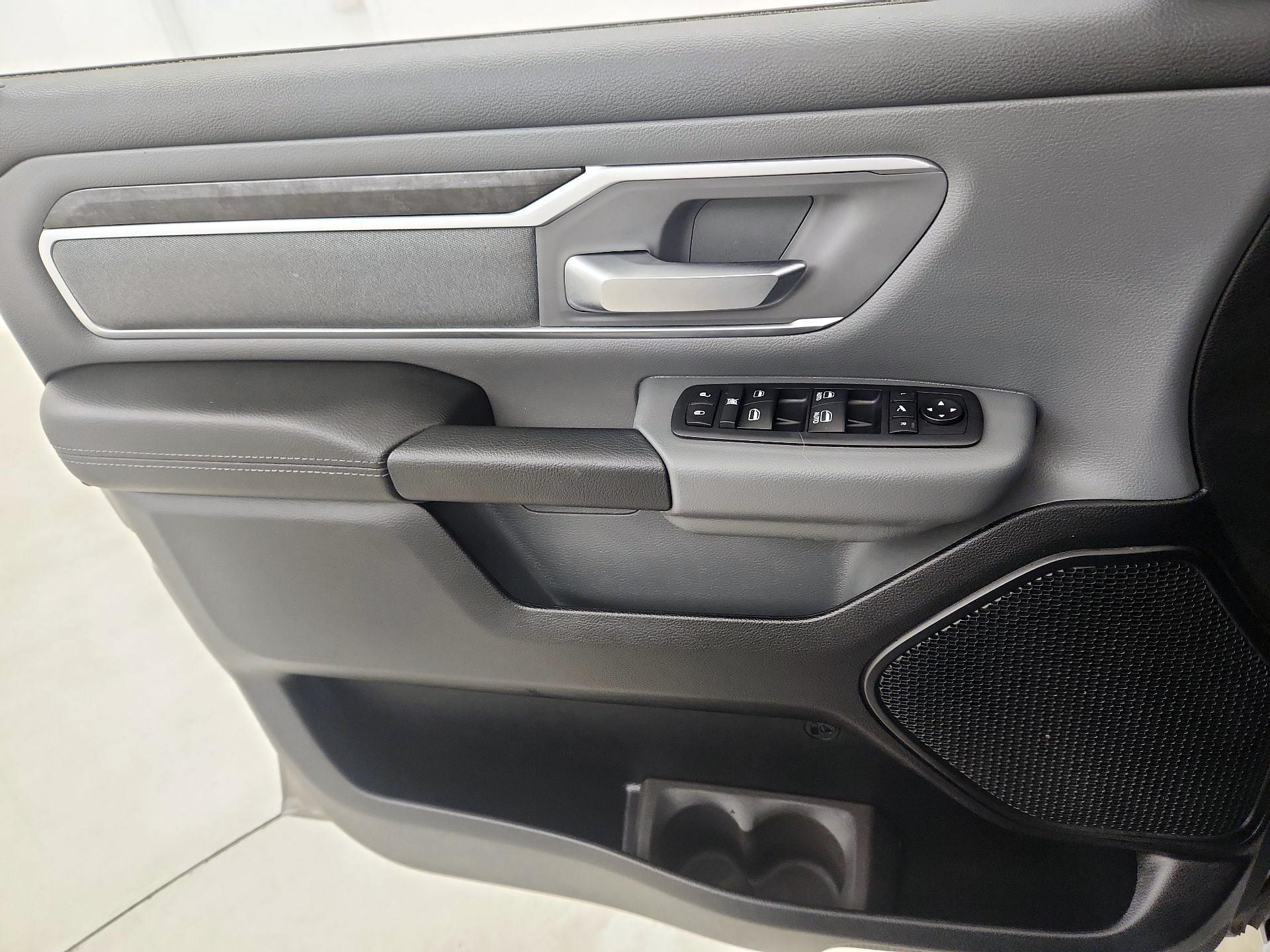 Thumbnail: 2020 RAM 1500 - 10