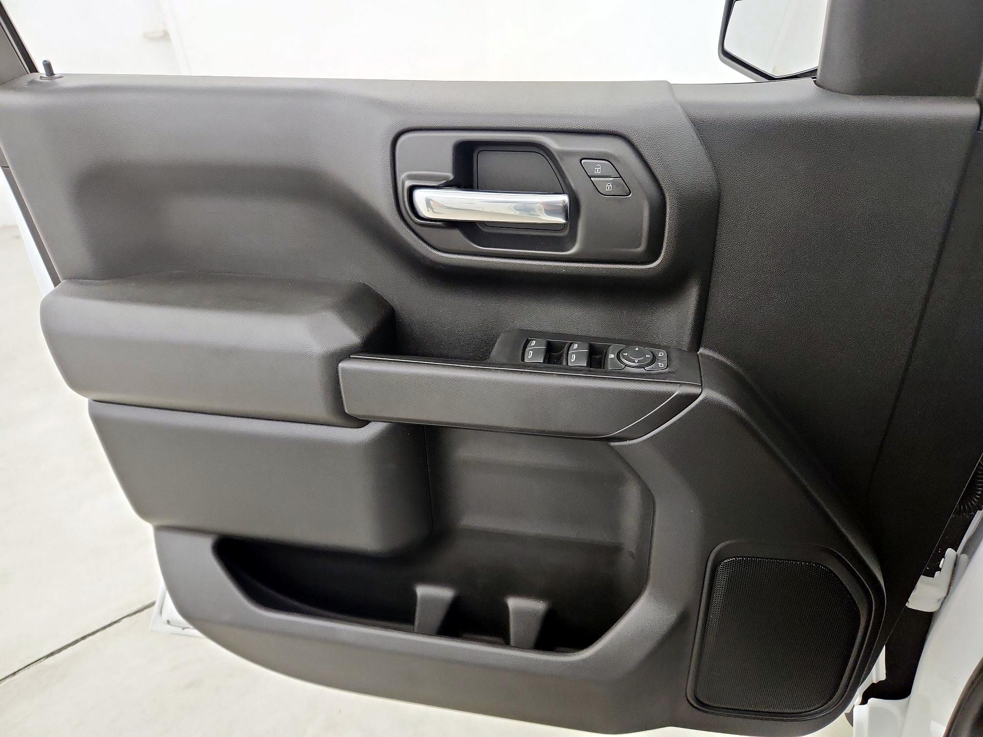 Thumbnail: 2022 Chevrolet Silverado 1500 - 12