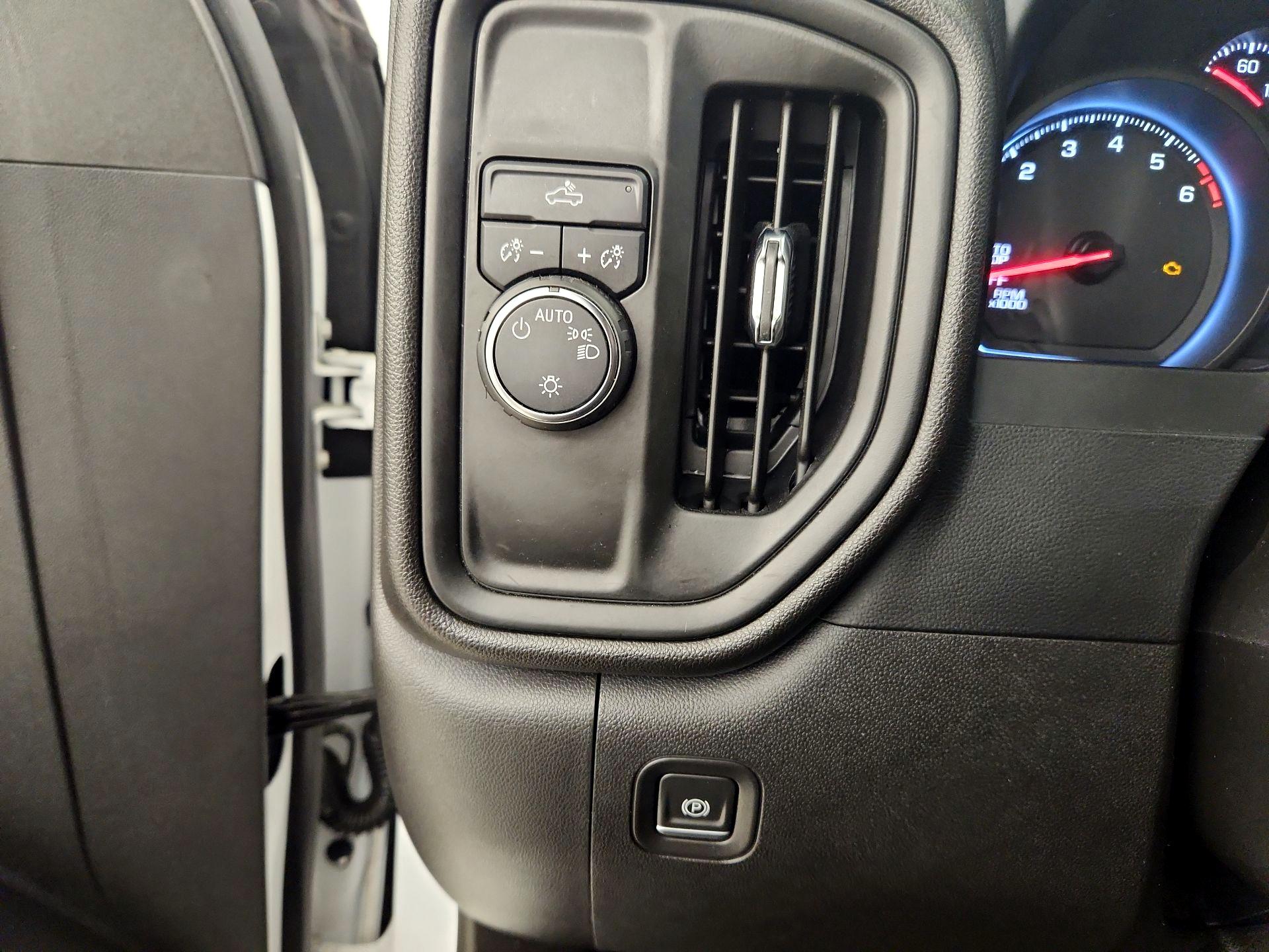 Thumbnail: 2022 Chevrolet Silverado 1500 - 13