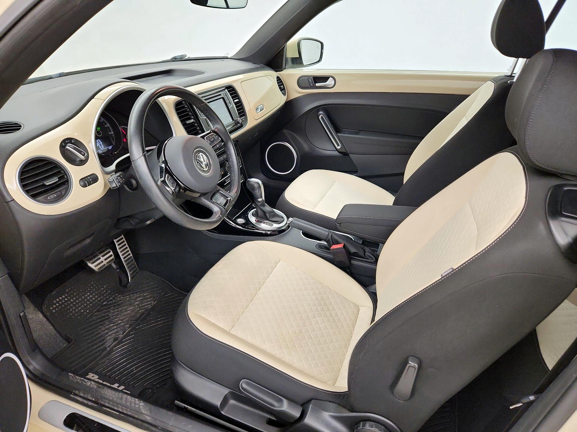 Thumbnail: 2019 Volkswagen Beetle - 9