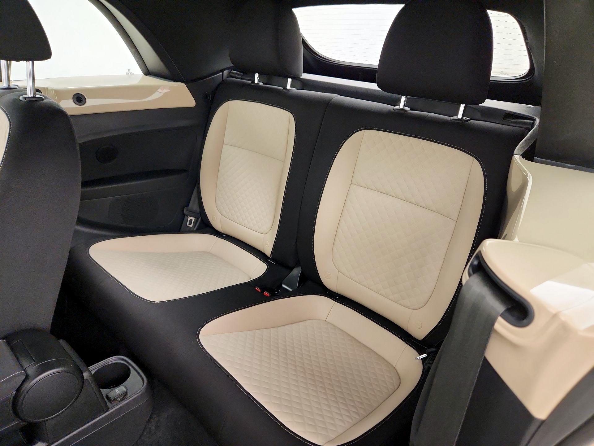 Thumbnail: 2019 Volkswagen Beetle - 18