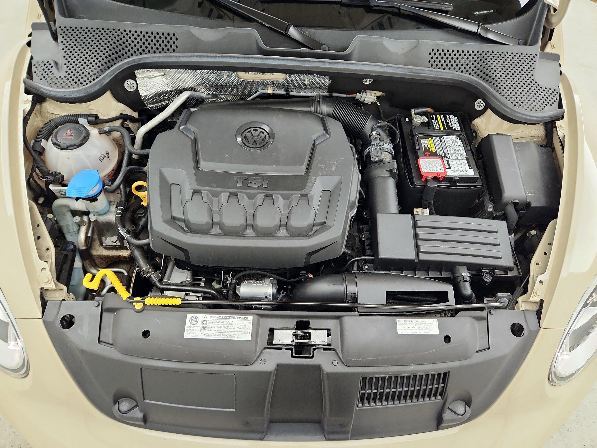 Thumbnail: 2019 Volkswagen Beetle - 20