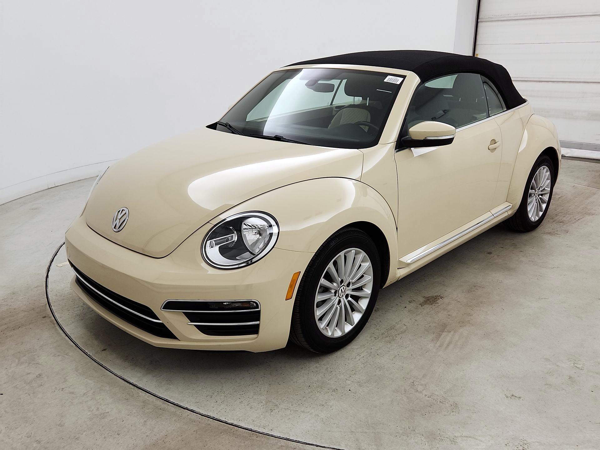 Thumbnail: 2019 Volkswagen Beetle - 3