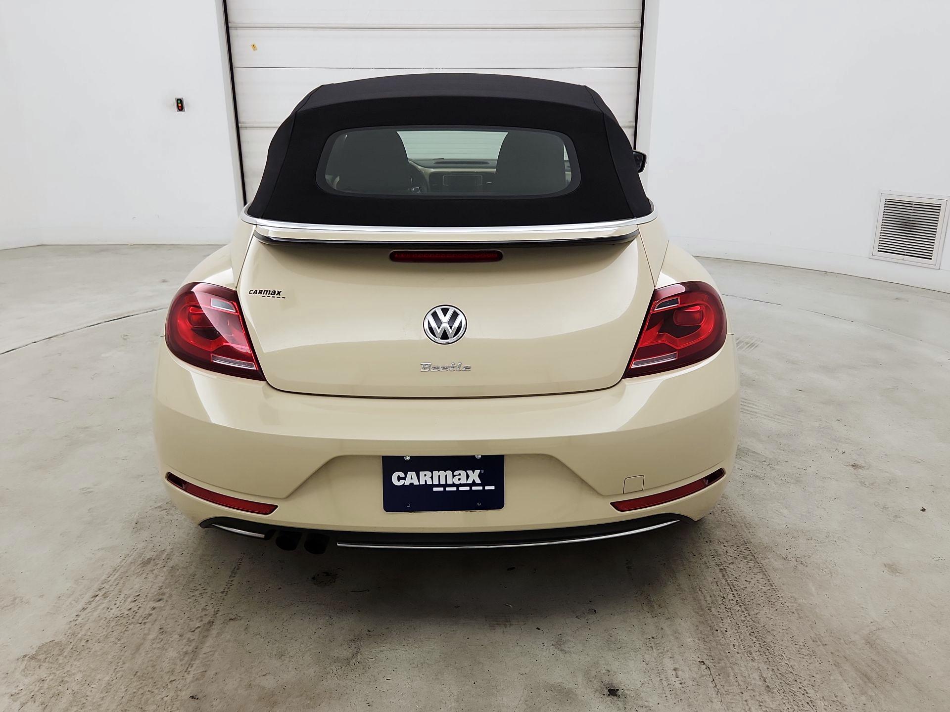 Thumbnail: 2019 Volkswagen Beetle - 6