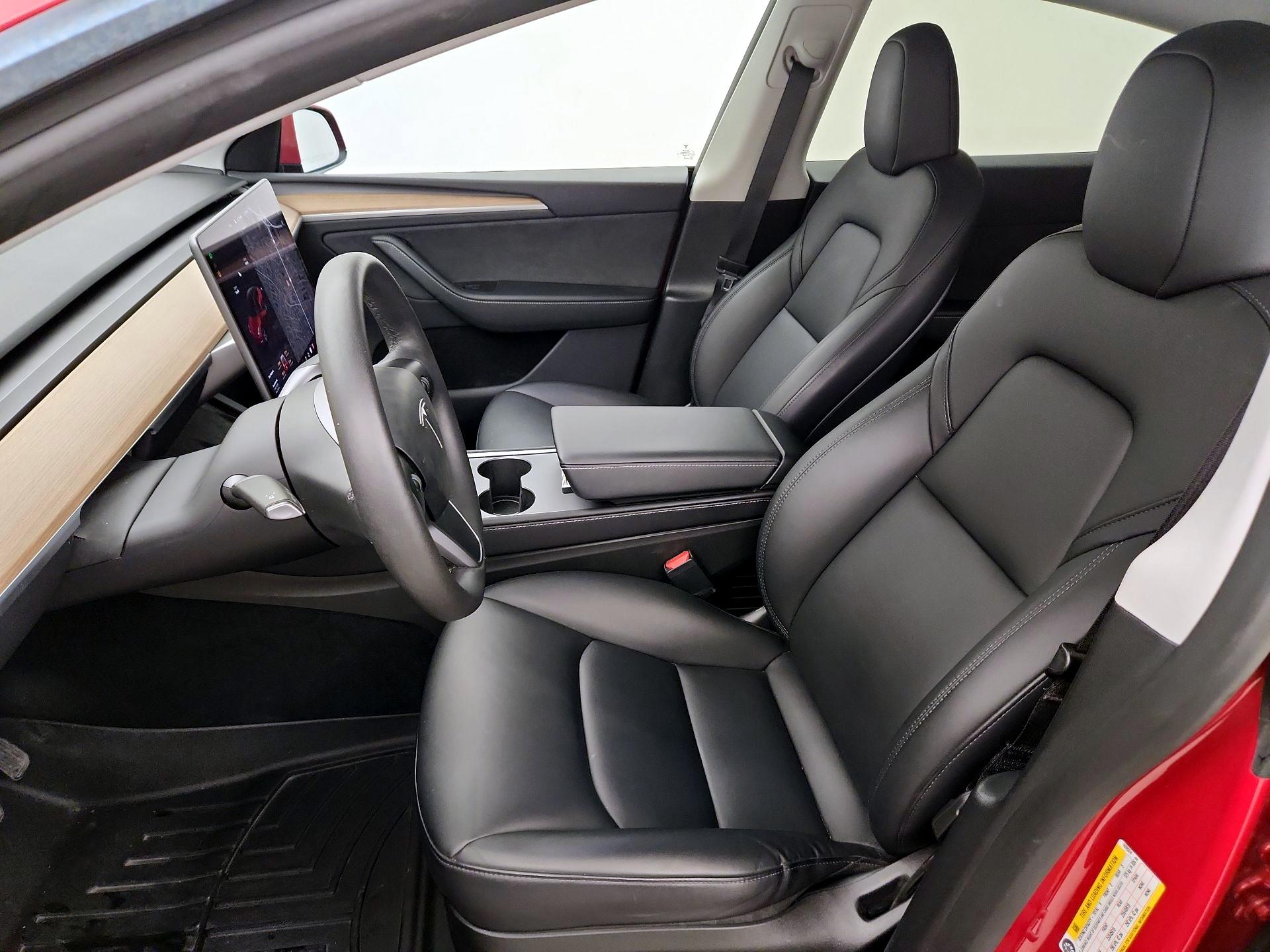 Thumbnail: 2023 Tesla Model Y - 11