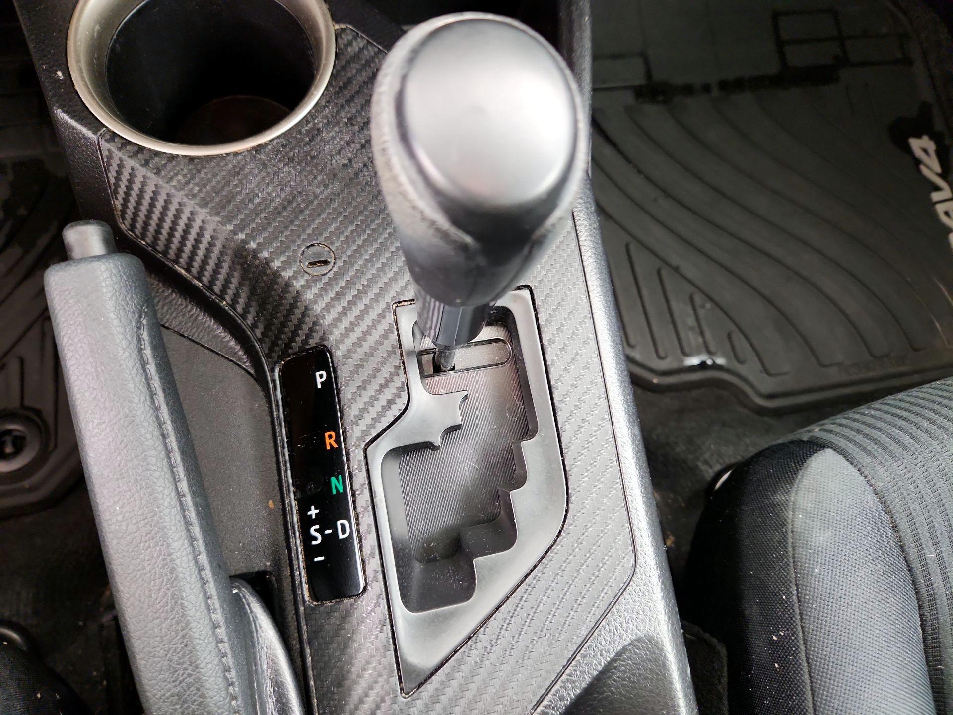 Thumbnail: 2015 Toyota RAV4 - 17