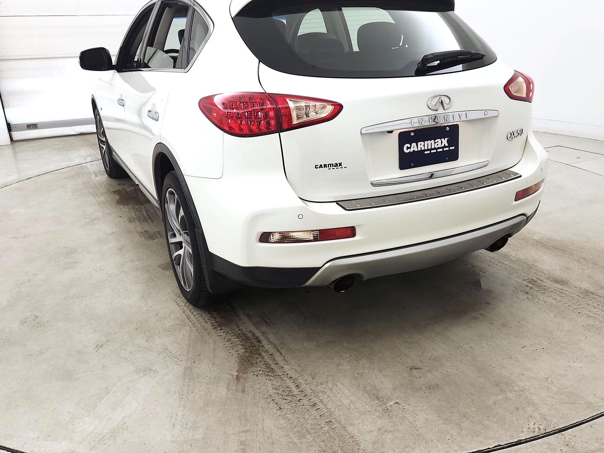 Thumbnail: 2017 INFINITI QX50 - 7