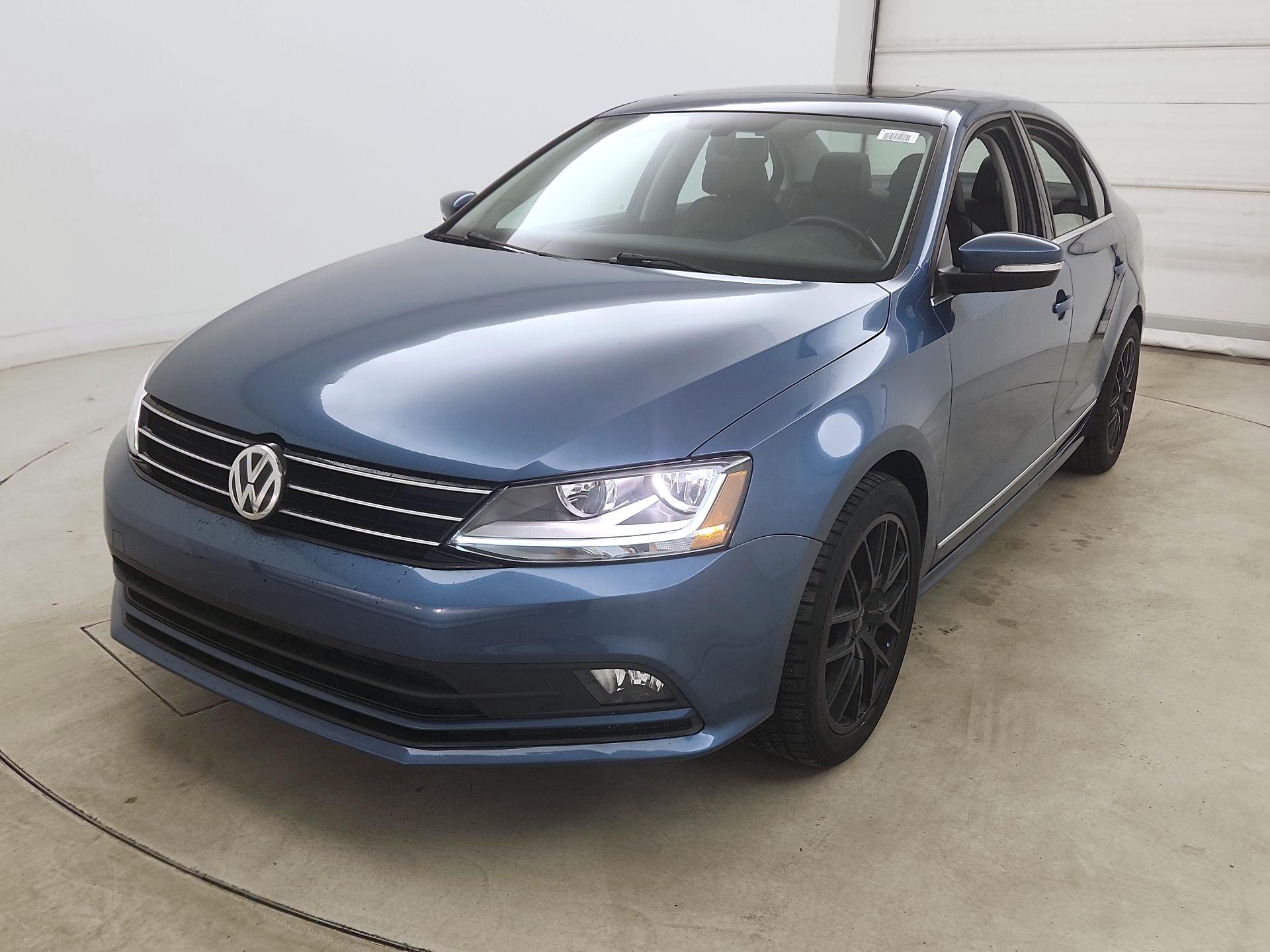 Thumbnail: 2017 Volkswagen Jetta - 3