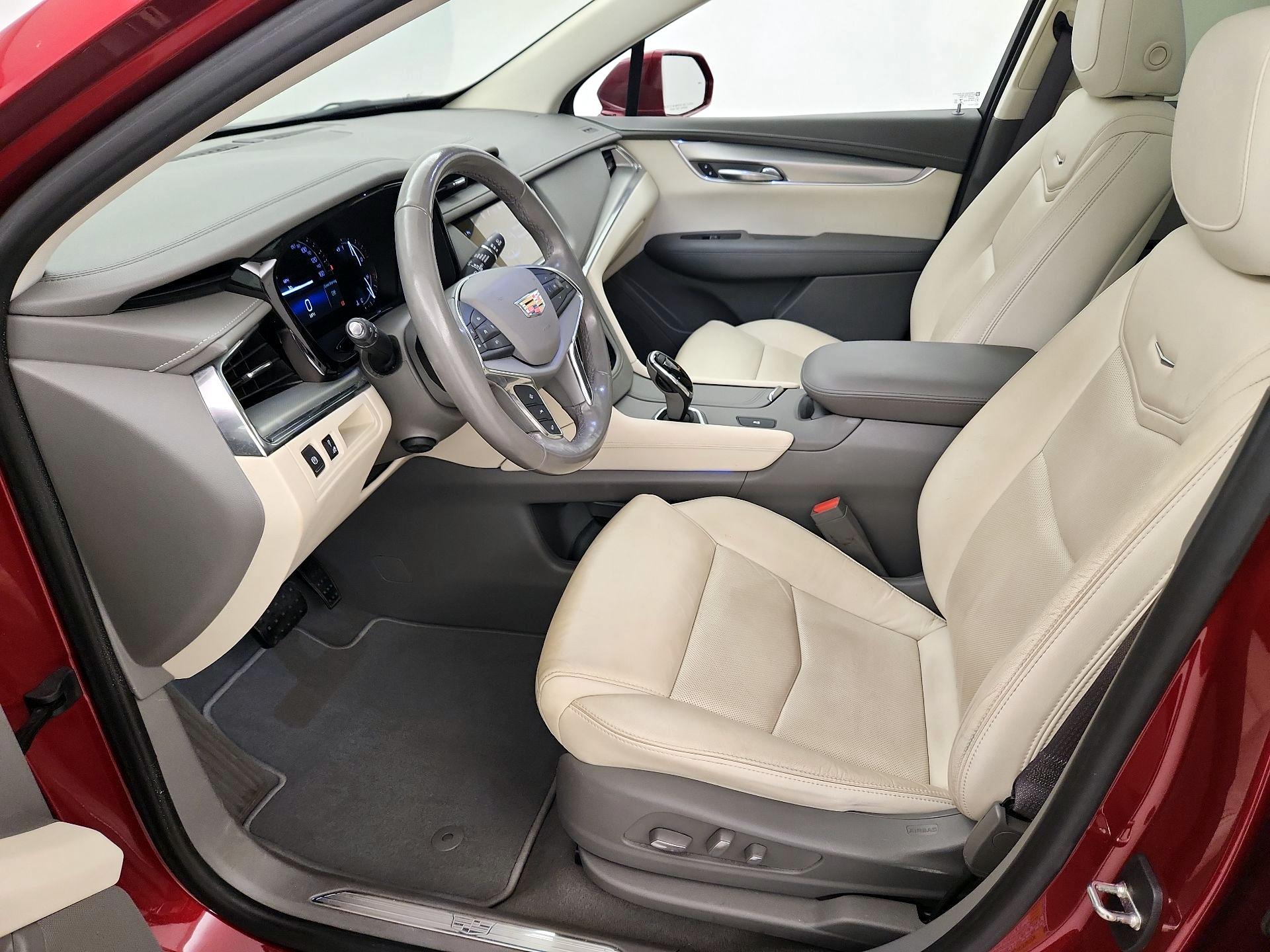 Thumbnail: 2019 Cadillac XT5 - 9