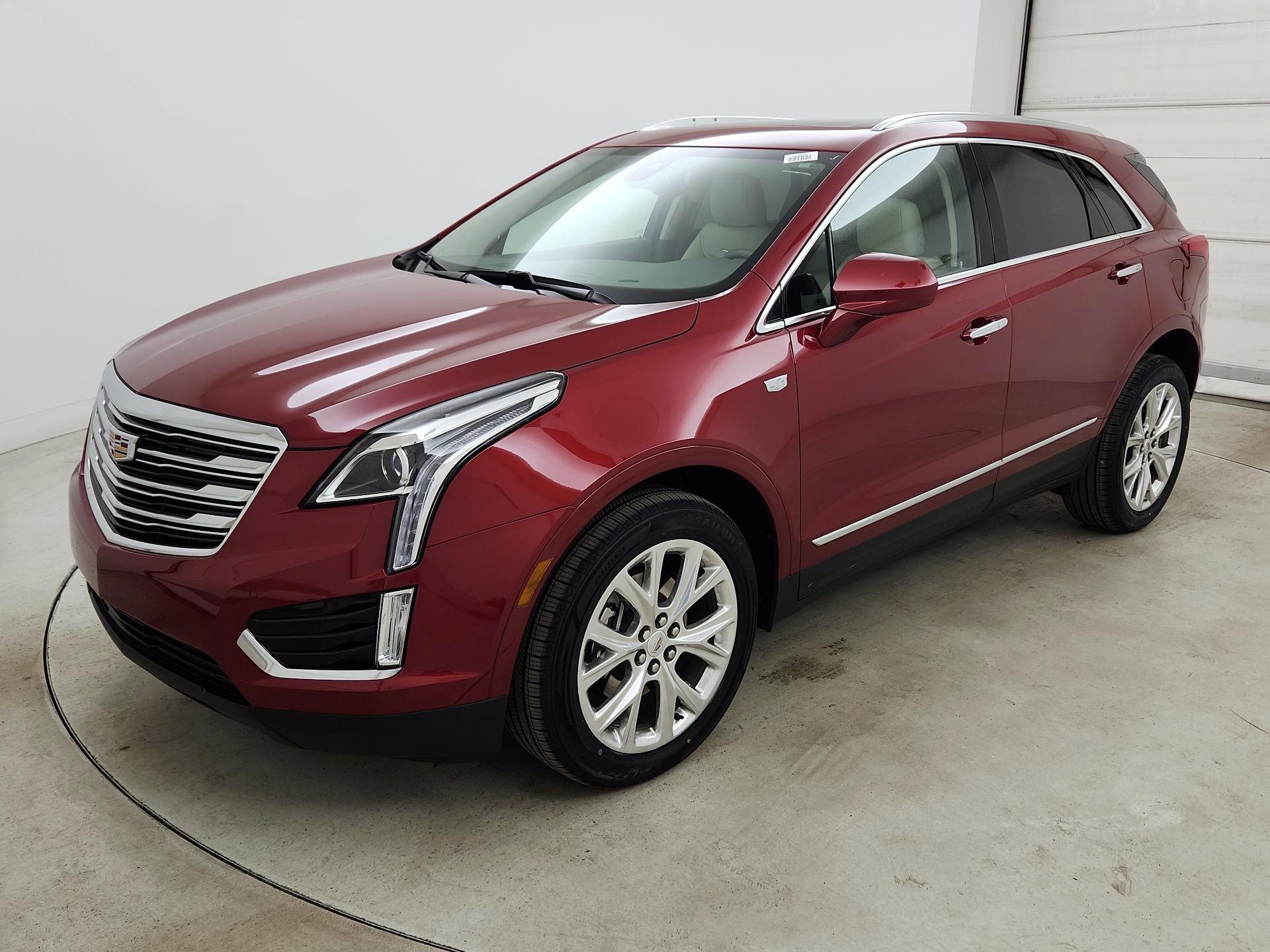 Thumbnail: 2019 Cadillac XT5 - 3