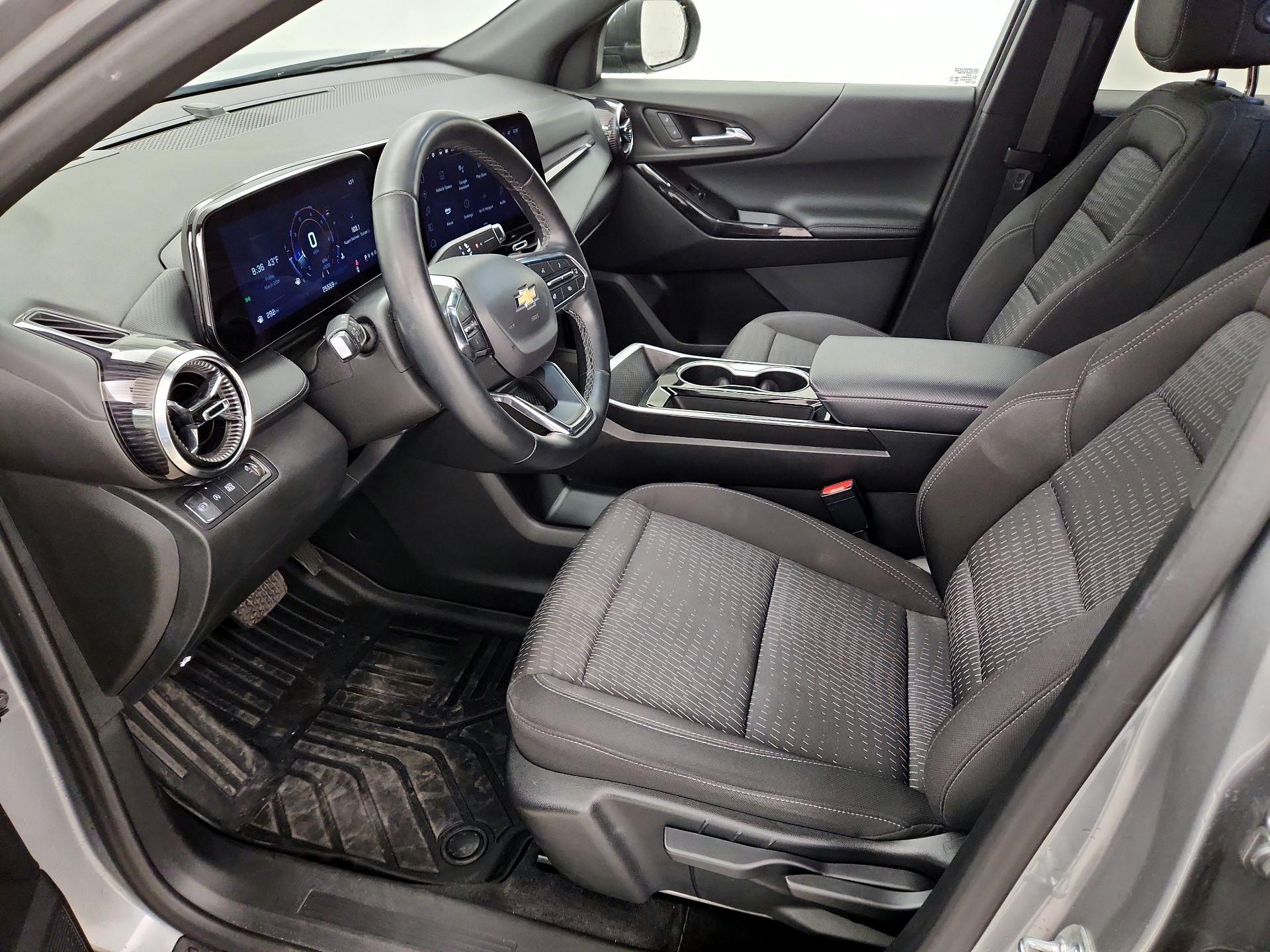 Thumbnail: 2025 Chevrolet Equinox - 9