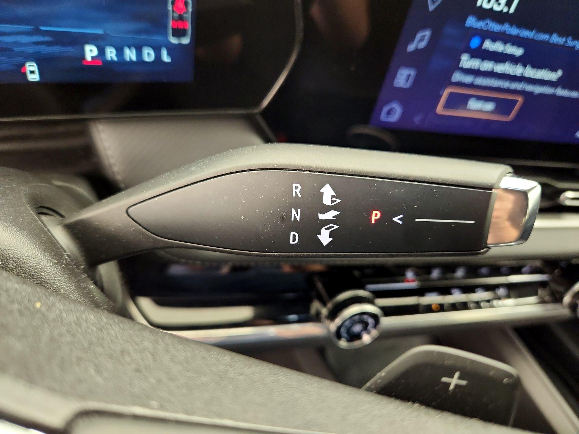 Thumbnail: 2025 Chevrolet Equinox - 15