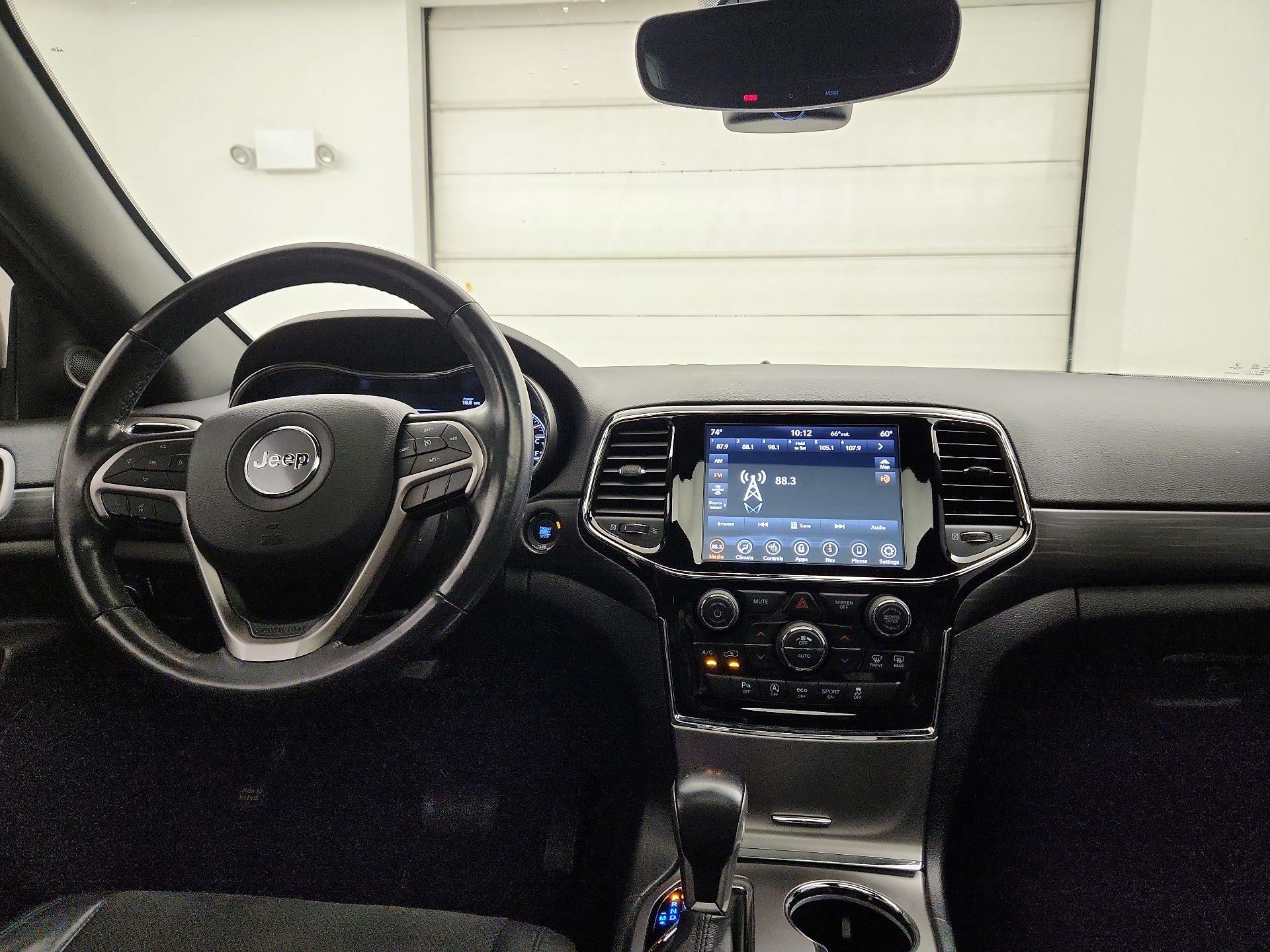 Thumbnail: 2020 Jeep Grand Cherokee - 9