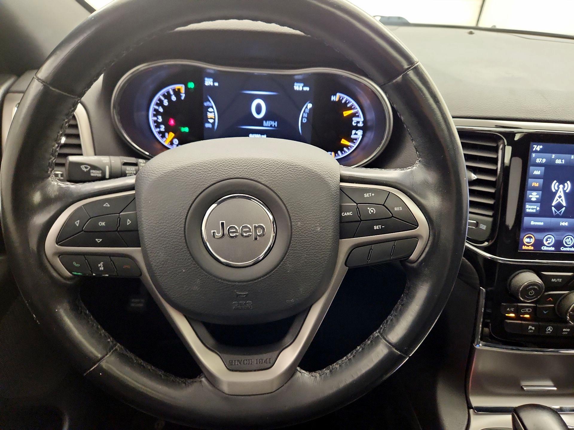 Thumbnail: 2020 Jeep Grand Cherokee - 10