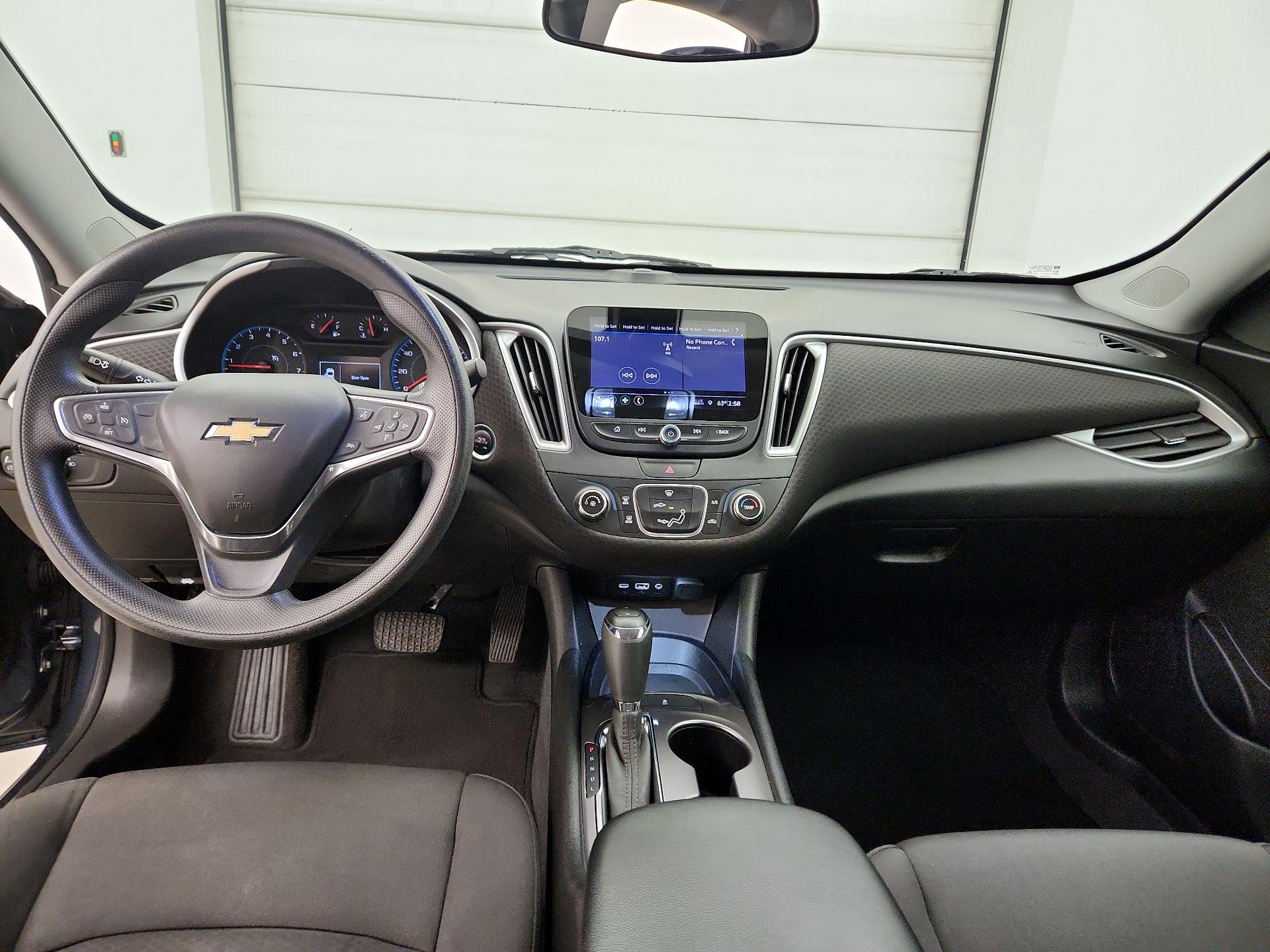 Thumbnail: 2019 Chevrolet Malibu - 9