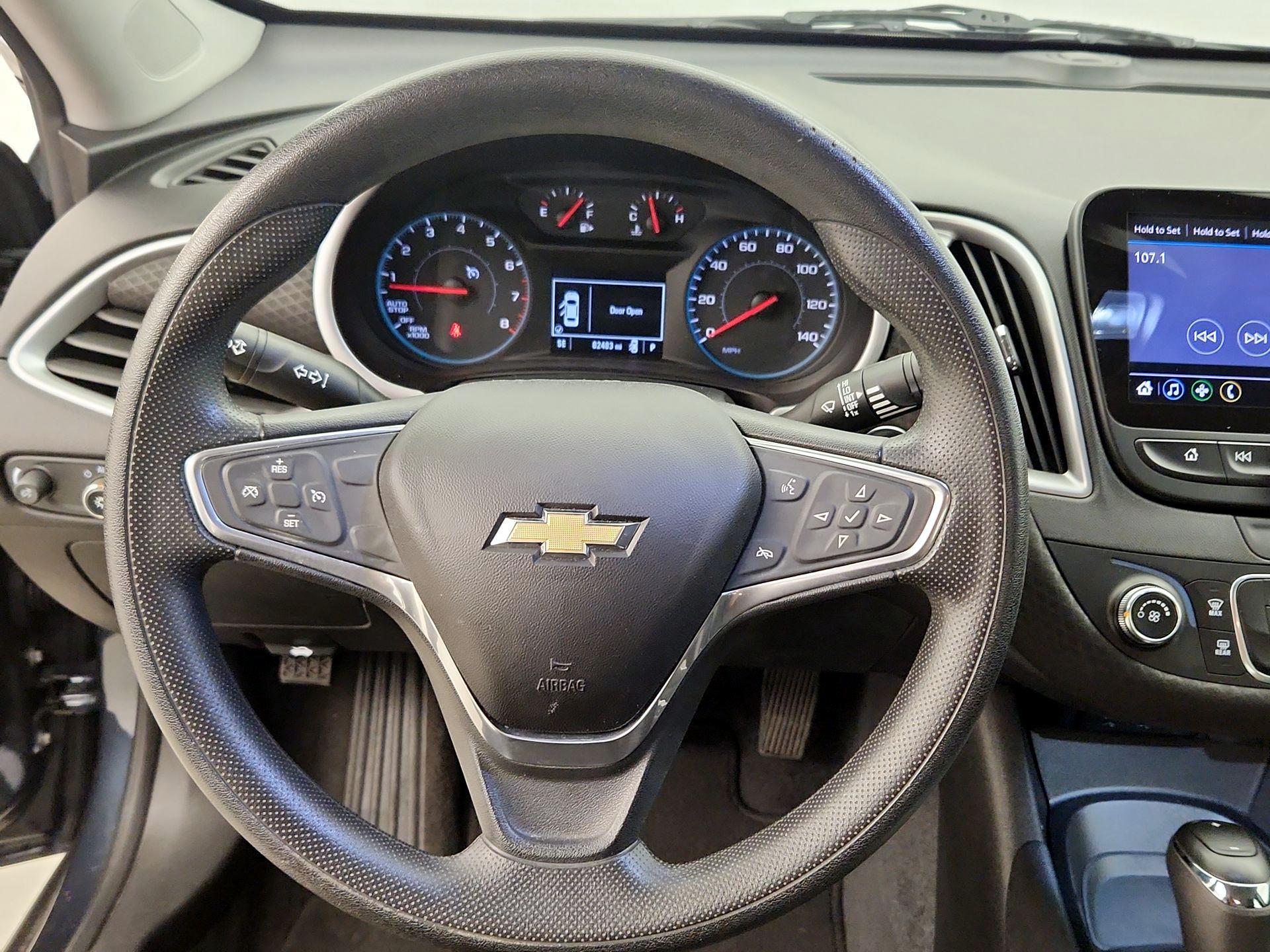 Thumbnail: 2019 Chevrolet Malibu - 10