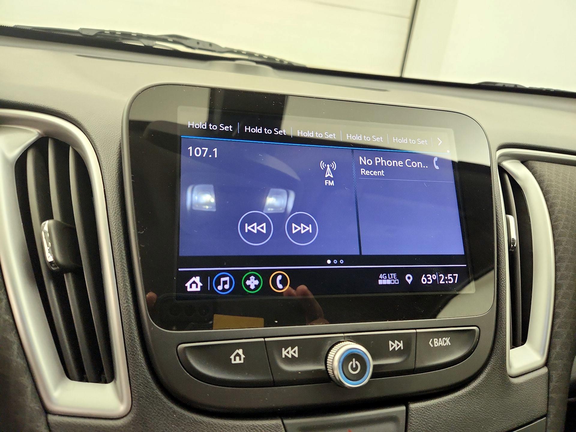 Thumbnail: 2019 Chevrolet Malibu - 15