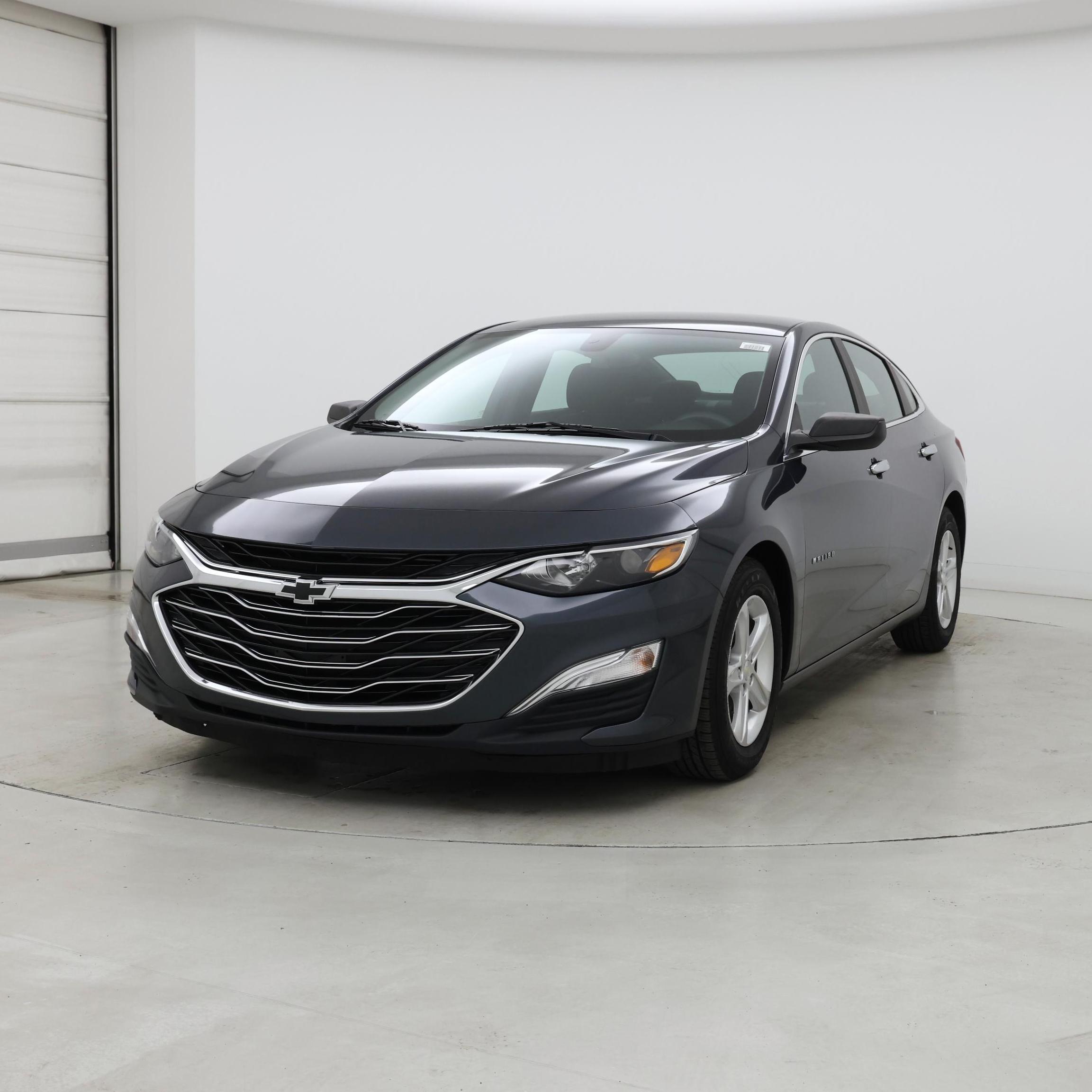 Thumbnail: 2019 Chevrolet Malibu - 4