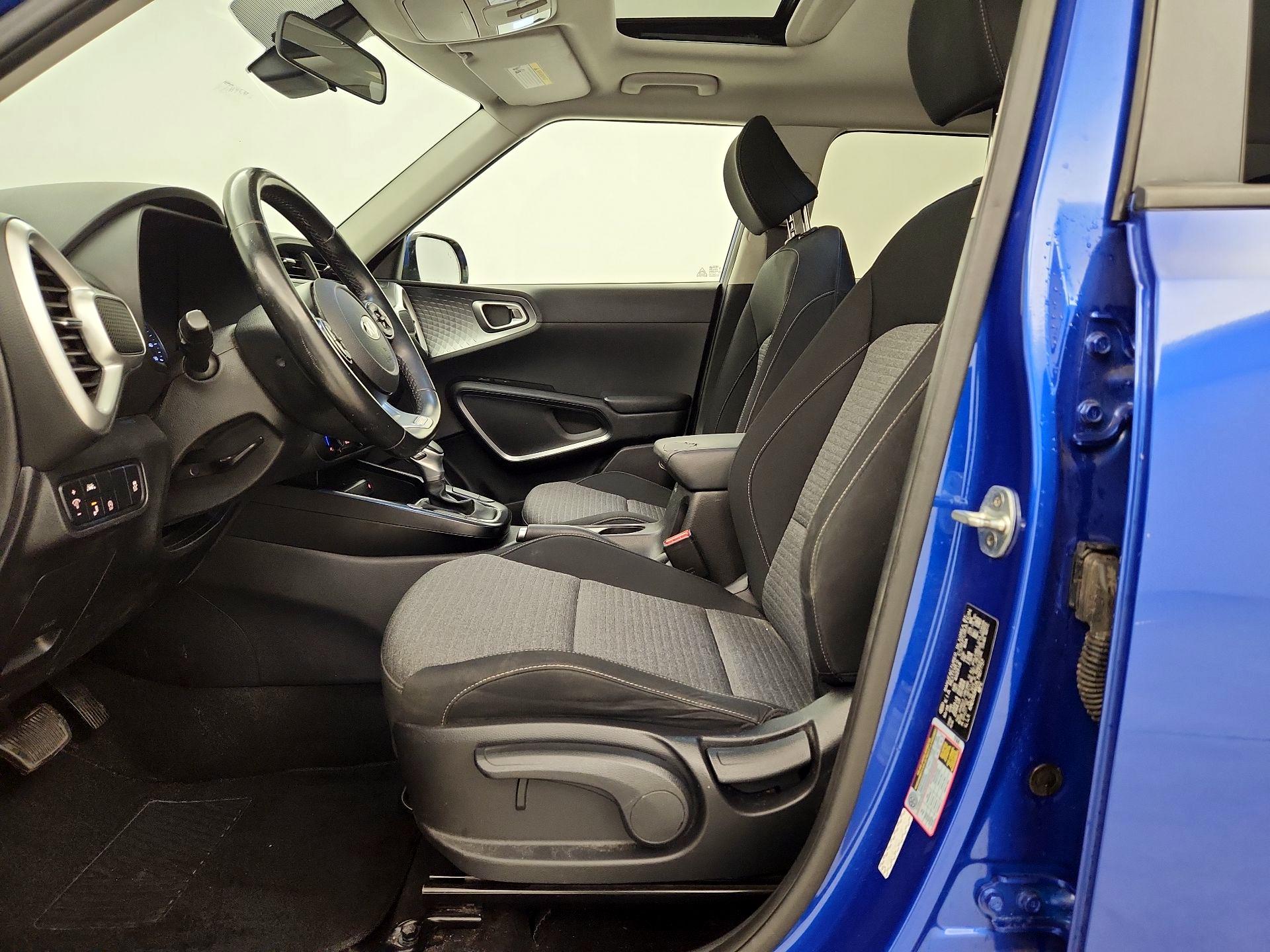 Thumbnail: 2020 Kia Soul - 9