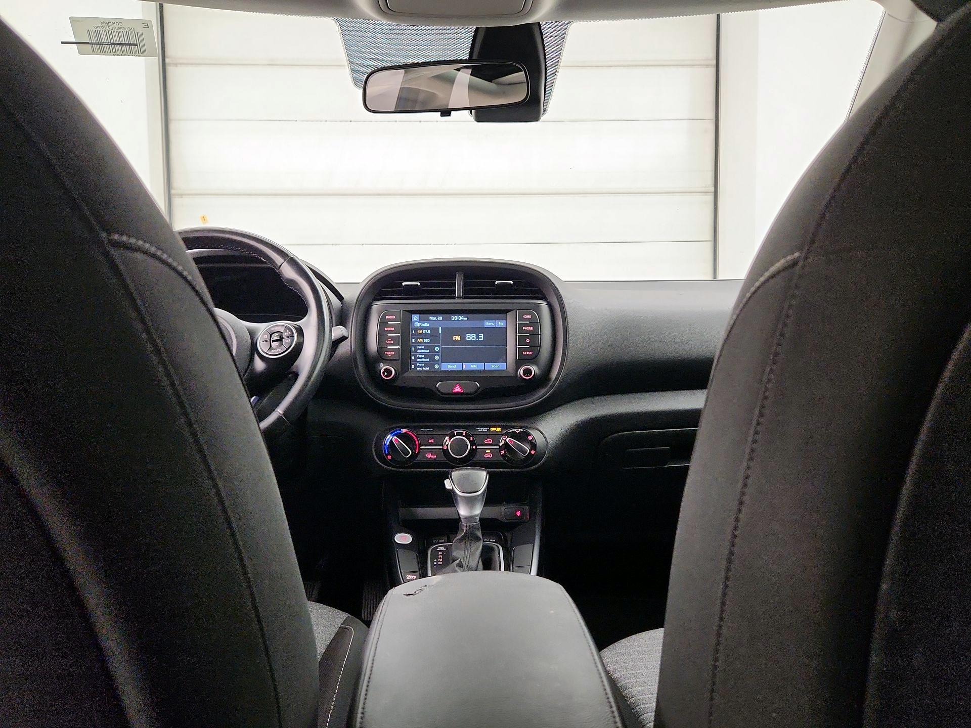 Thumbnail: 2020 Kia Soul - 8