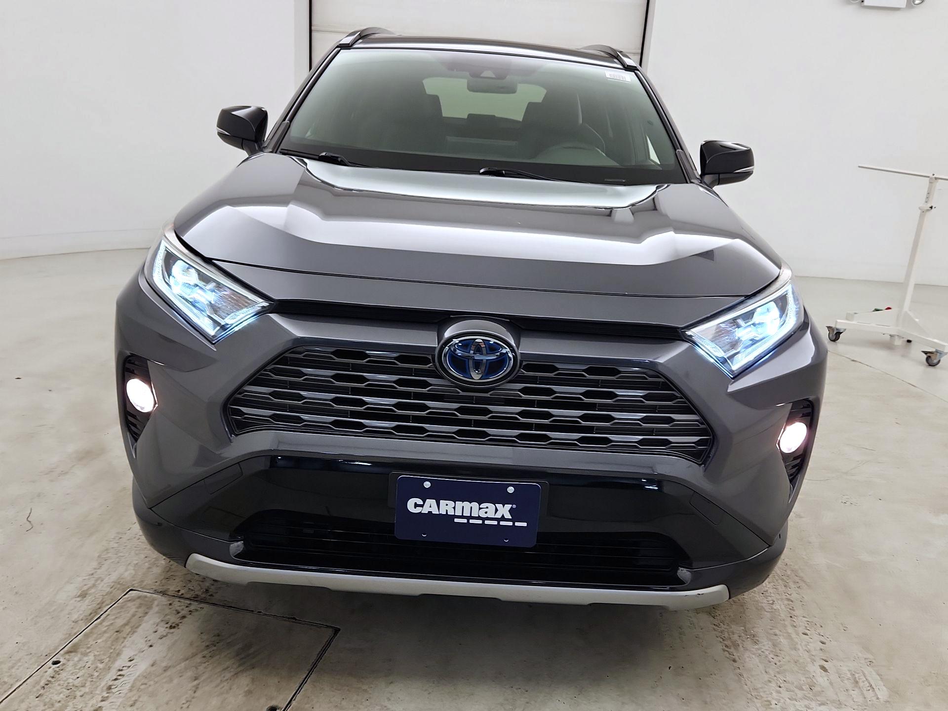 Thumbnail: 2019 Toyota RAV4 - 2