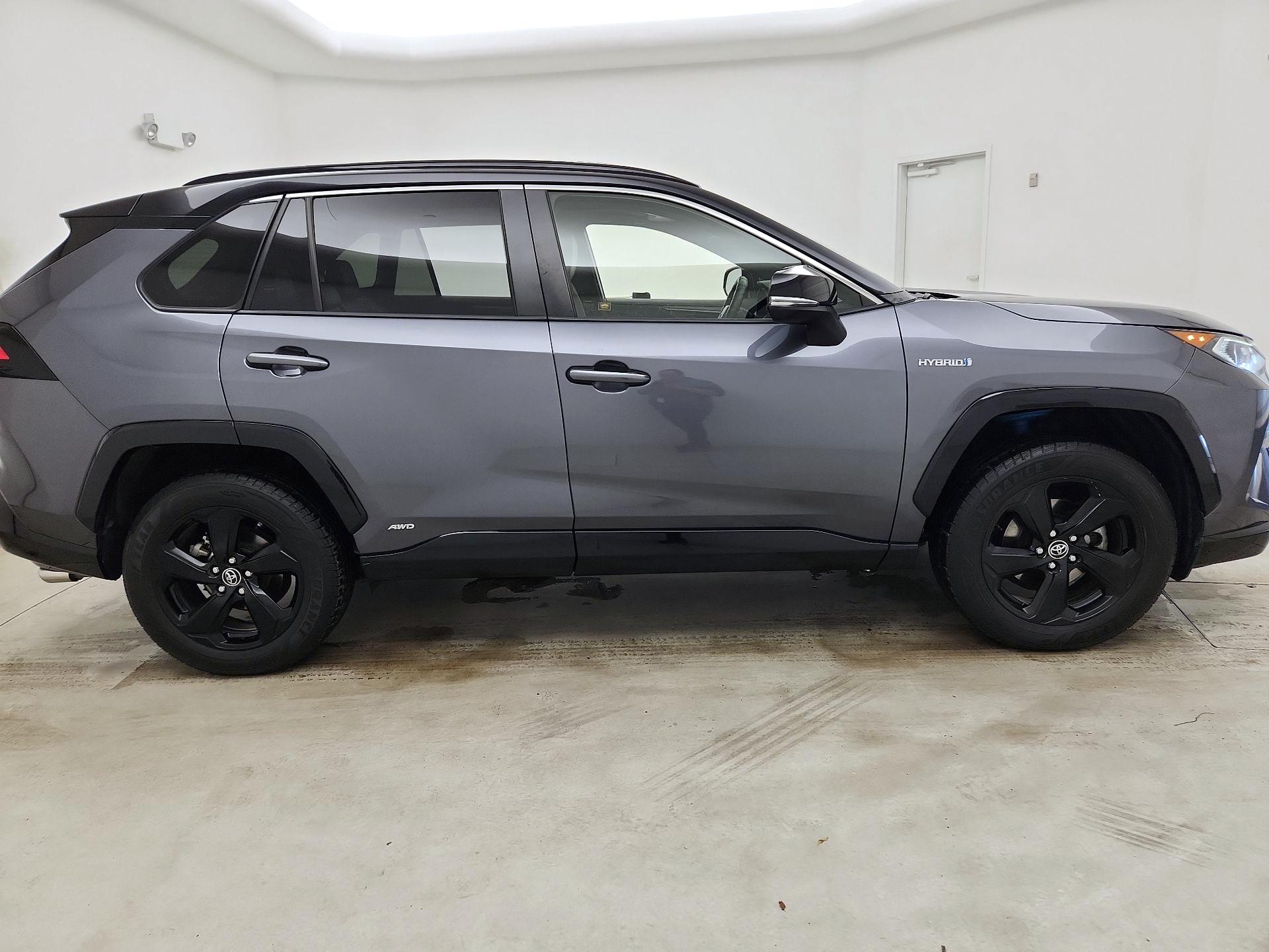 Thumbnail: 2019 Toyota RAV4 - 4
