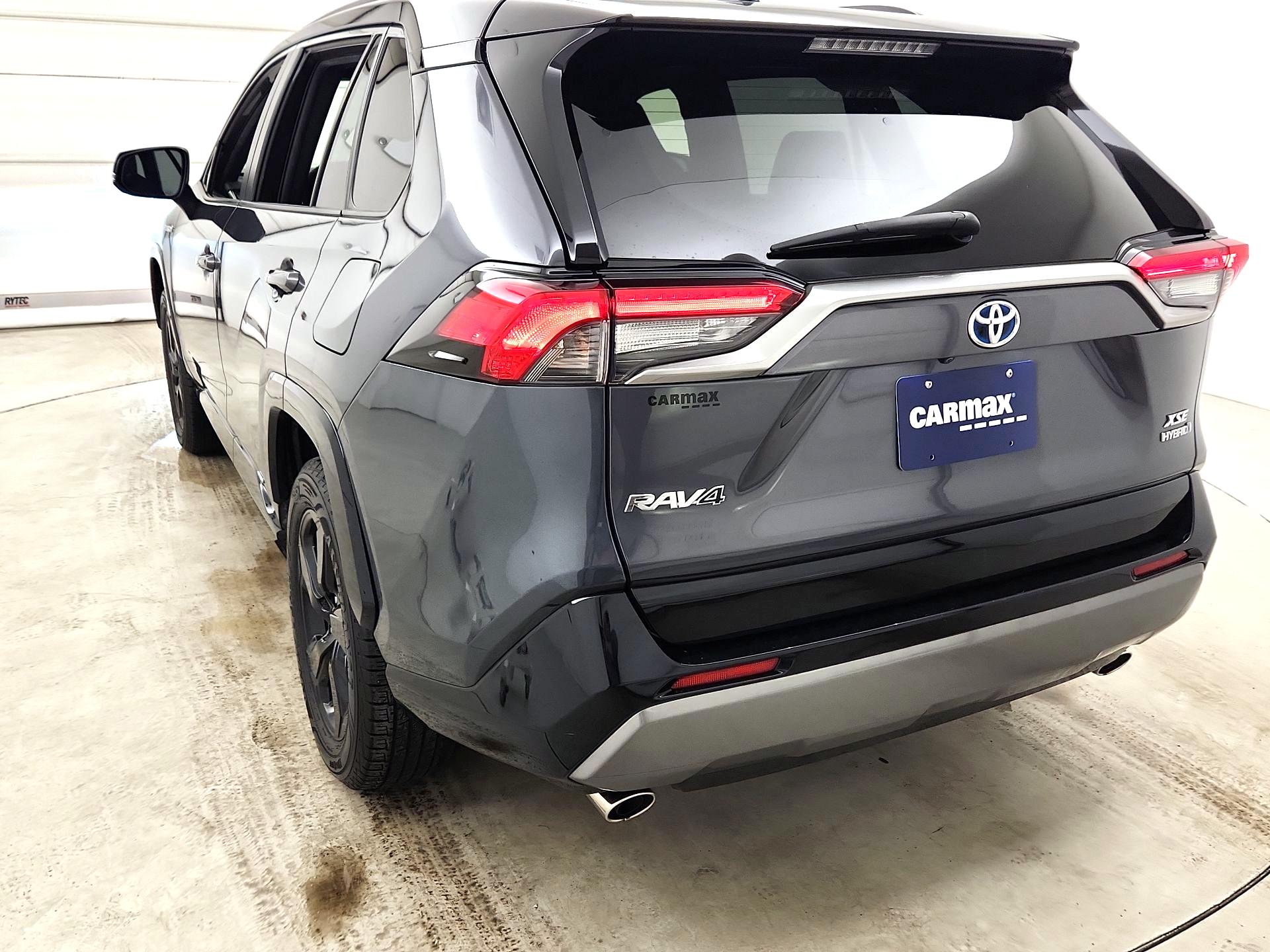 Thumbnail: 2019 Toyota RAV4 - 7