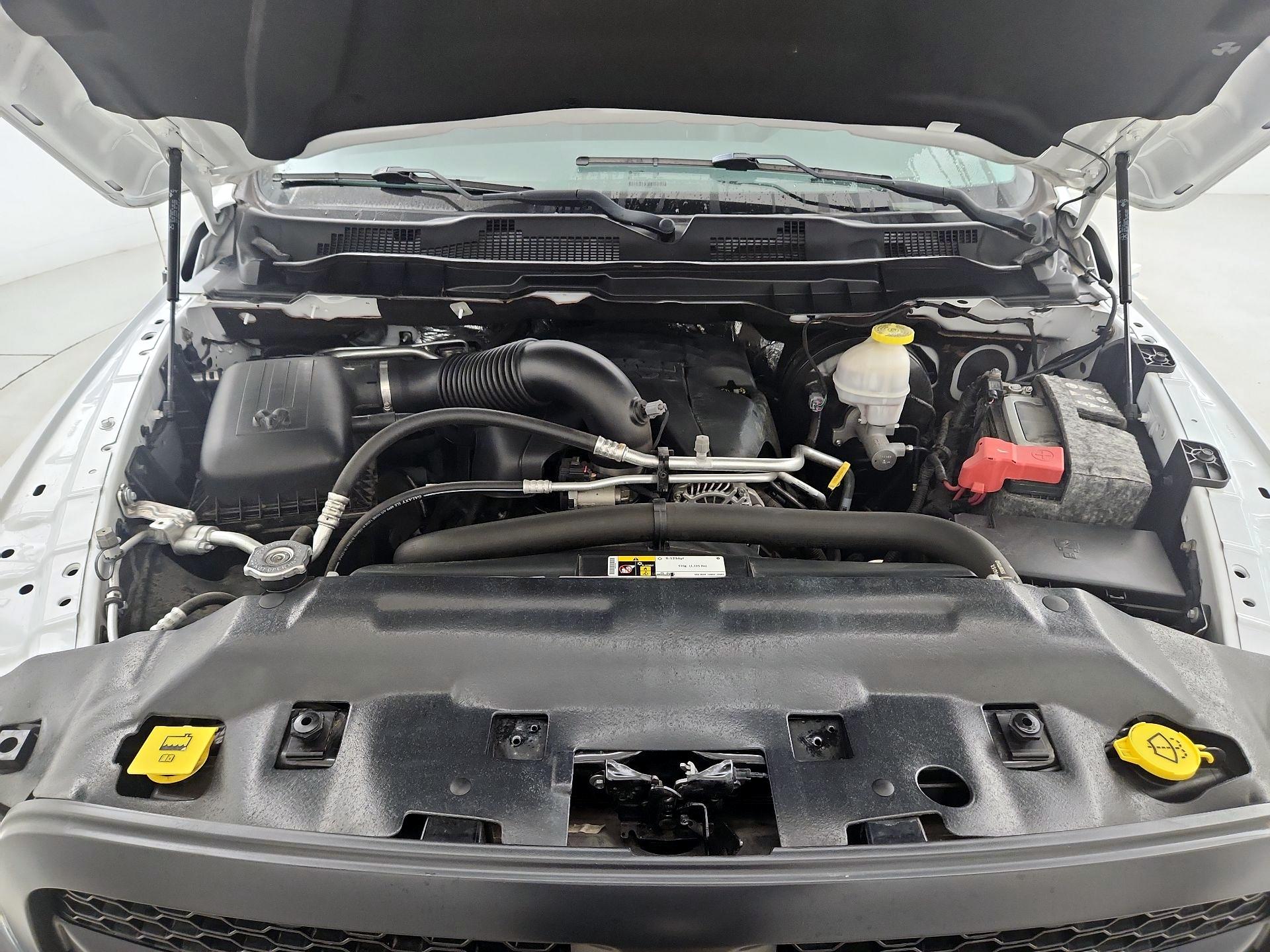 Thumbnail: 2019 RAM 1500 Classic - 19