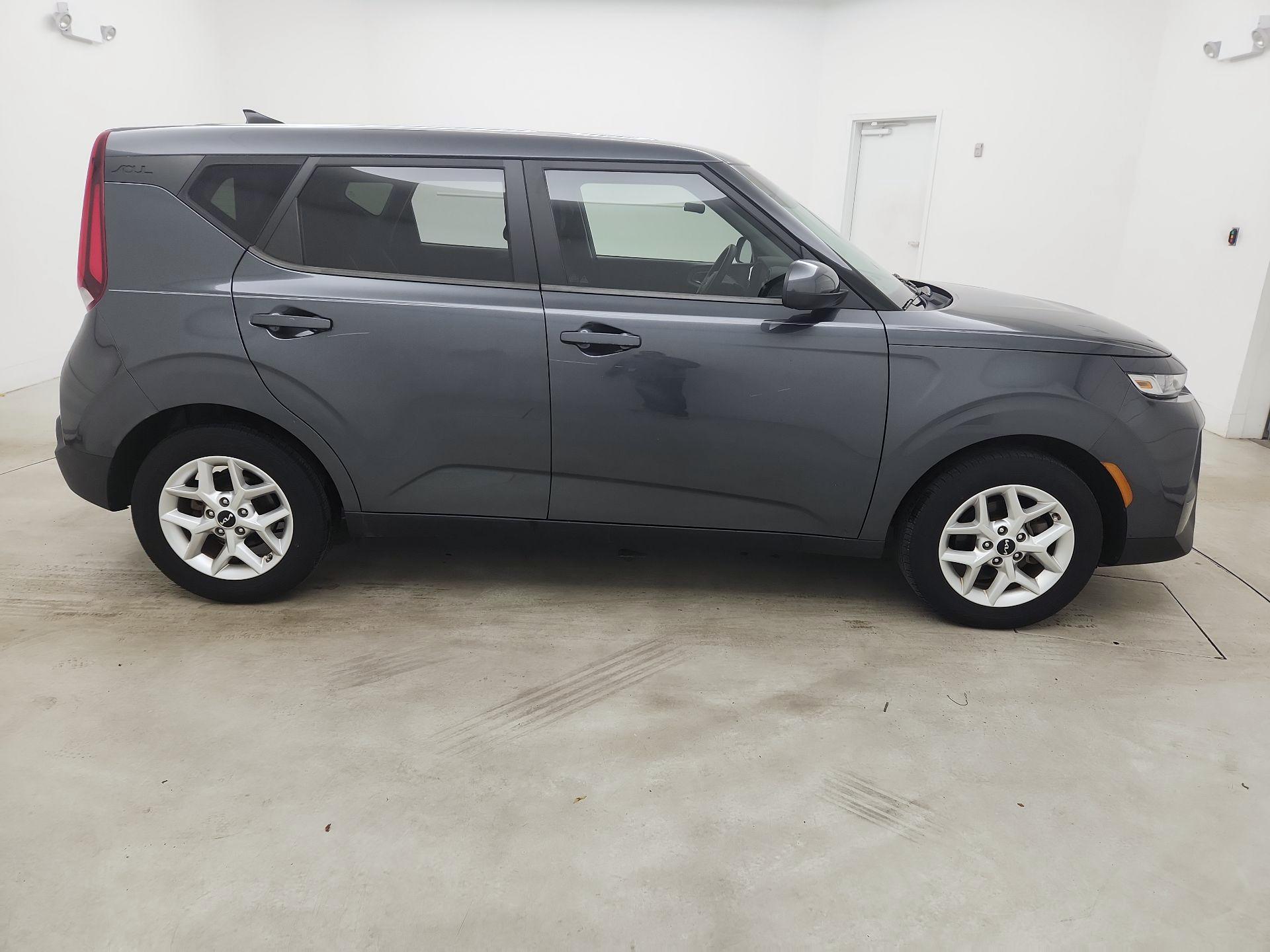 Thumbnail: 2022 Kia Soul - 4