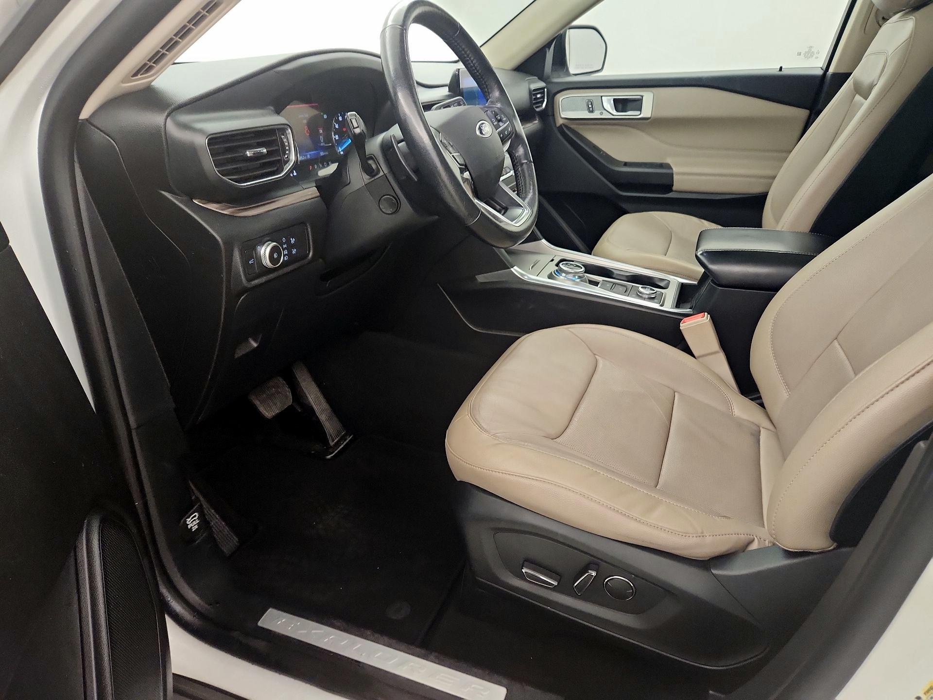 Thumbnail: 2020 Ford Explorer - 9