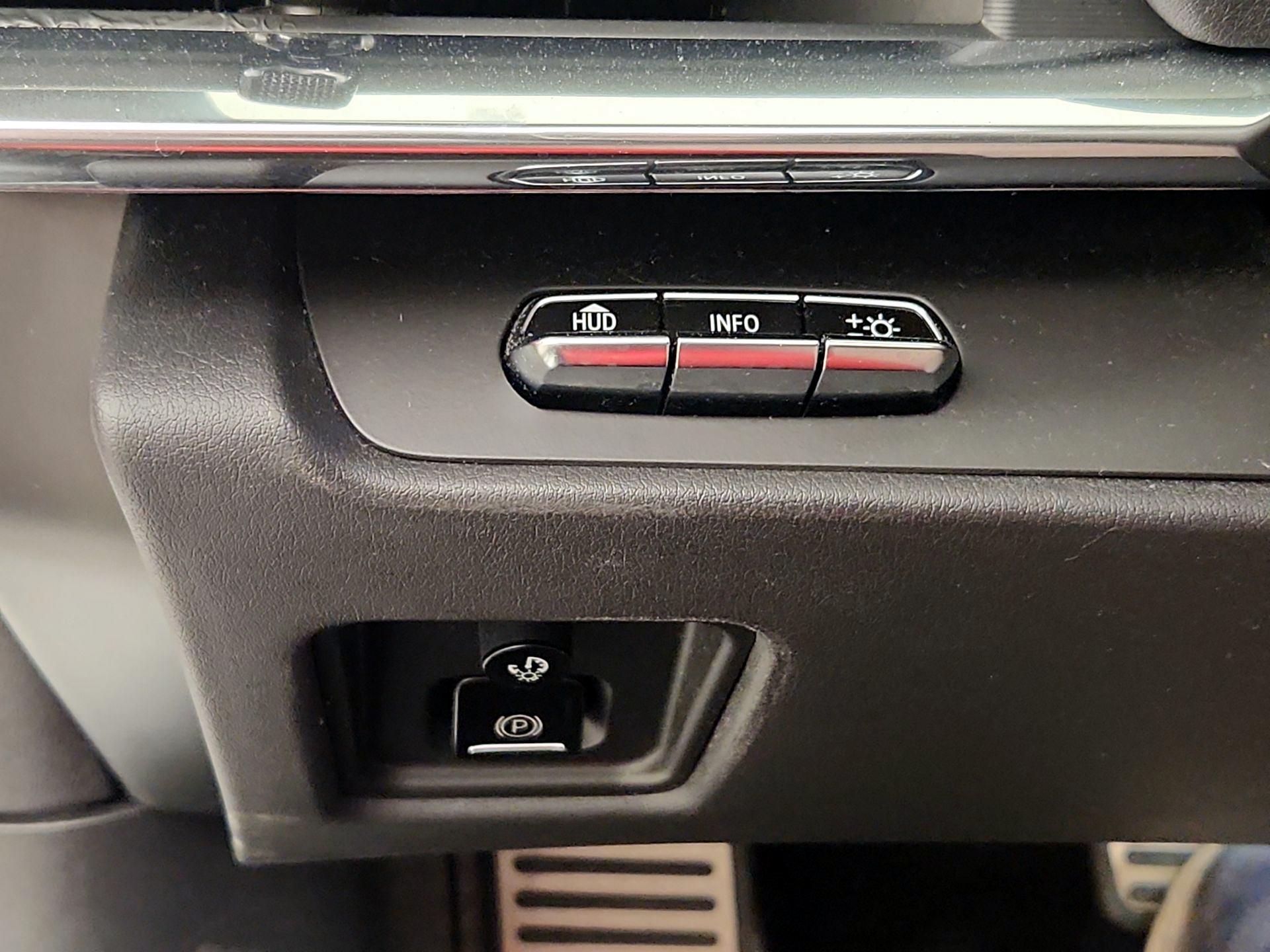 Thumbnail: 2020 Chevrolet Corvette - 11