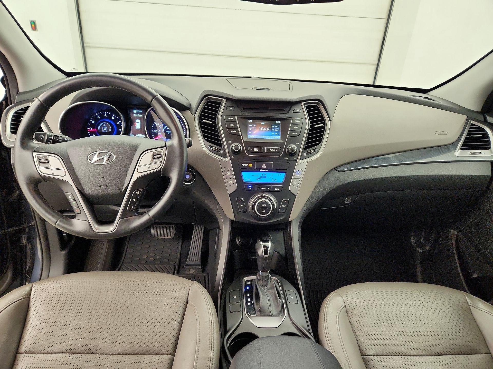 Thumbnail: 2015 Hyundai Santa Fe - 9