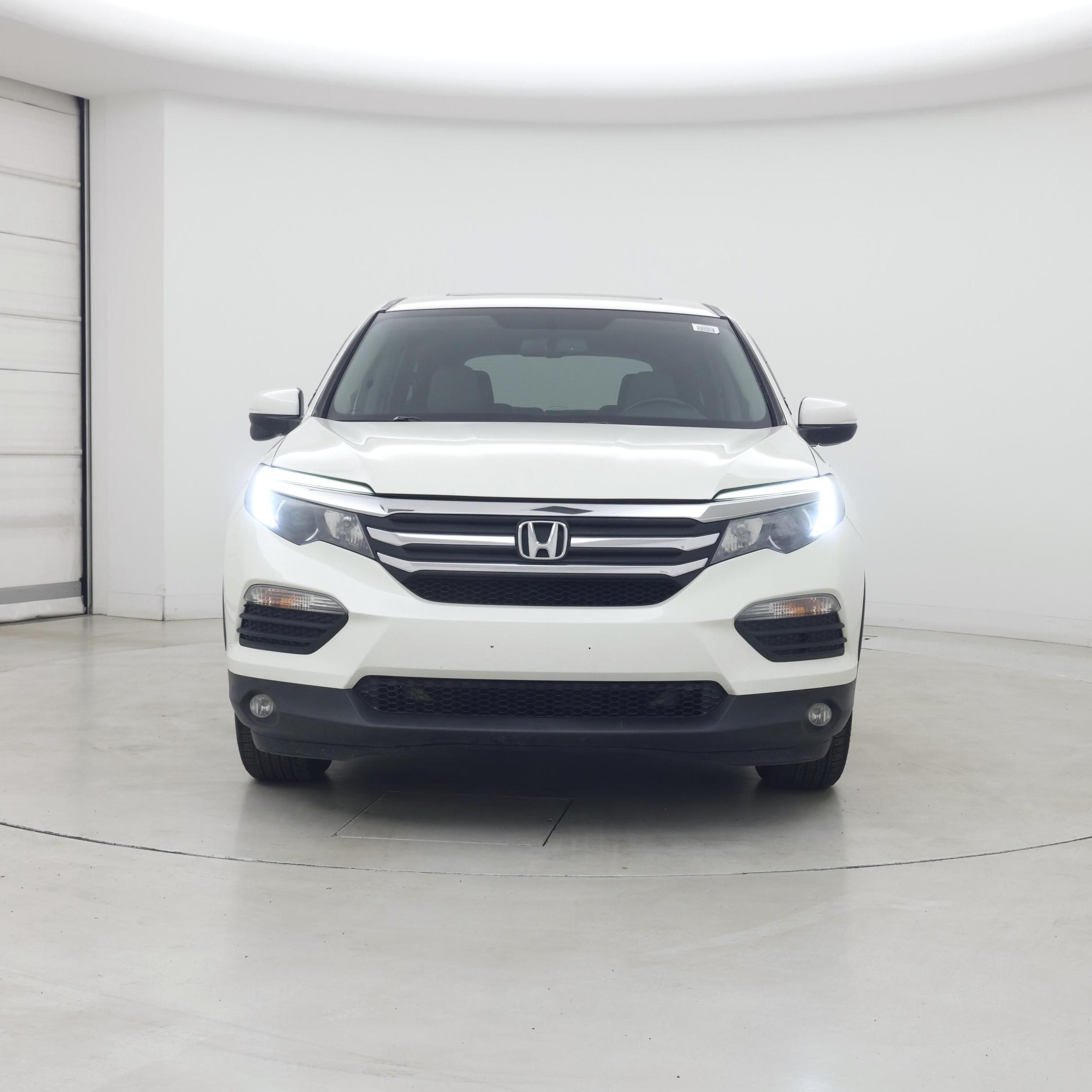 Thumbnail: 2018 Honda Pilot - 5